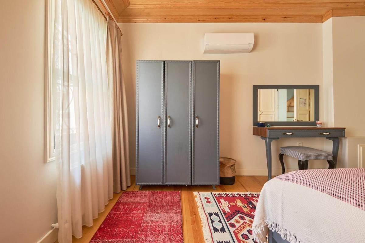 Villa Nostalgic & Comfortable Historical Home! *