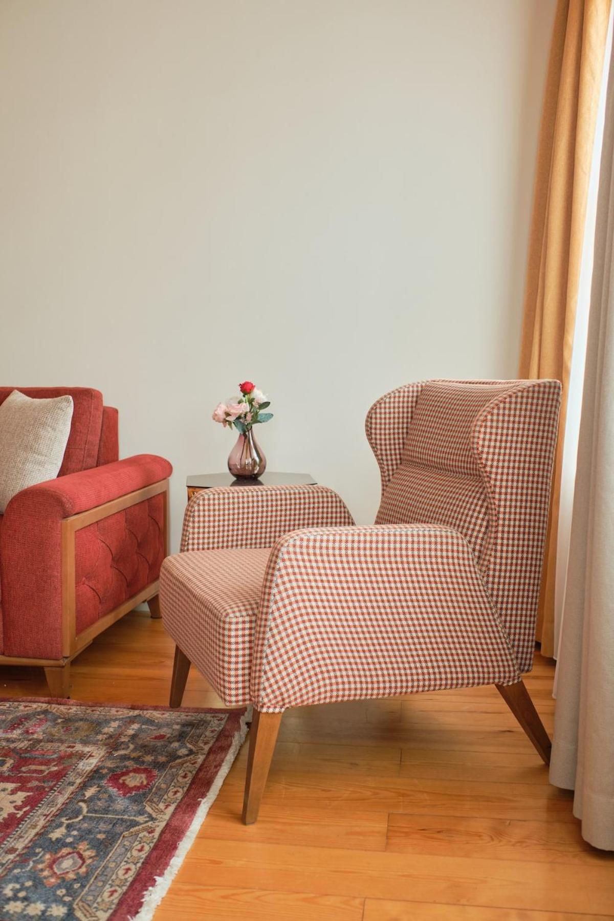 Villa Nostalgic & Comfortable Historical Home!