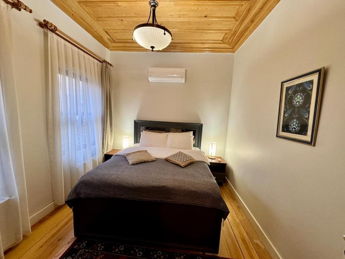 Nostalgic & Comfortable Historical Home! Istanbul