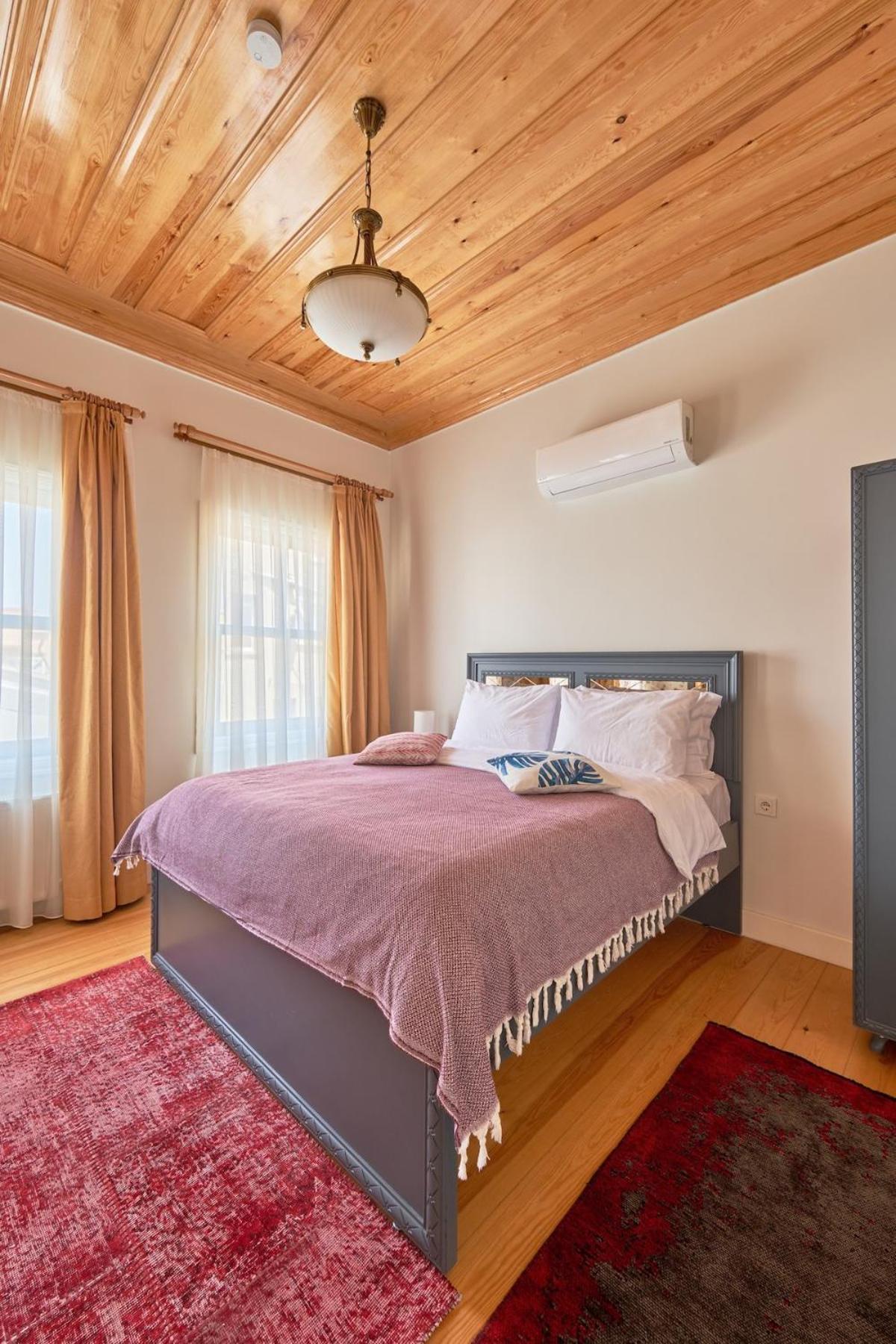 Nostalgic & Comfortable Historical Home! Istanbul