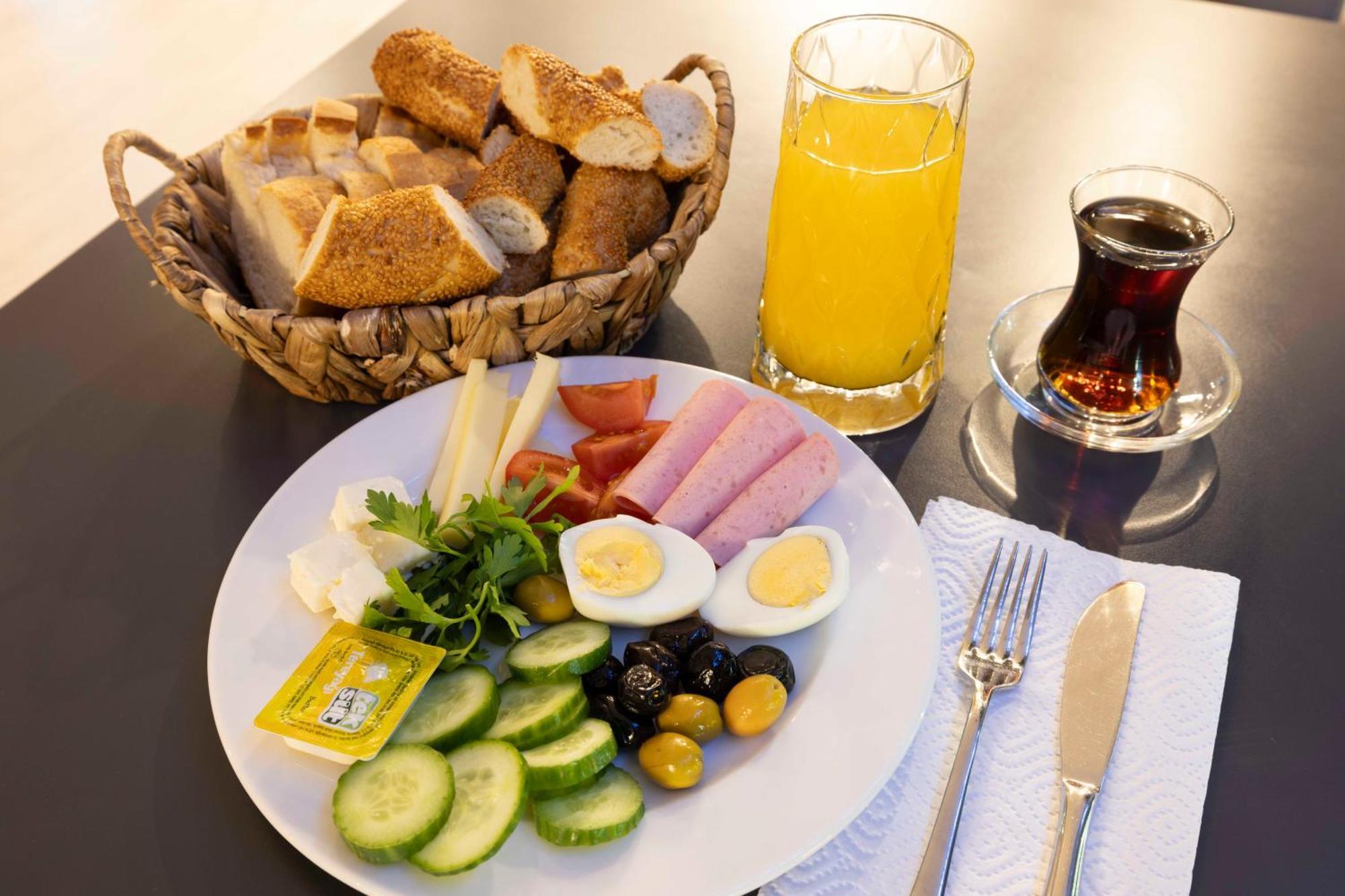 Vplus Atasehir 3*