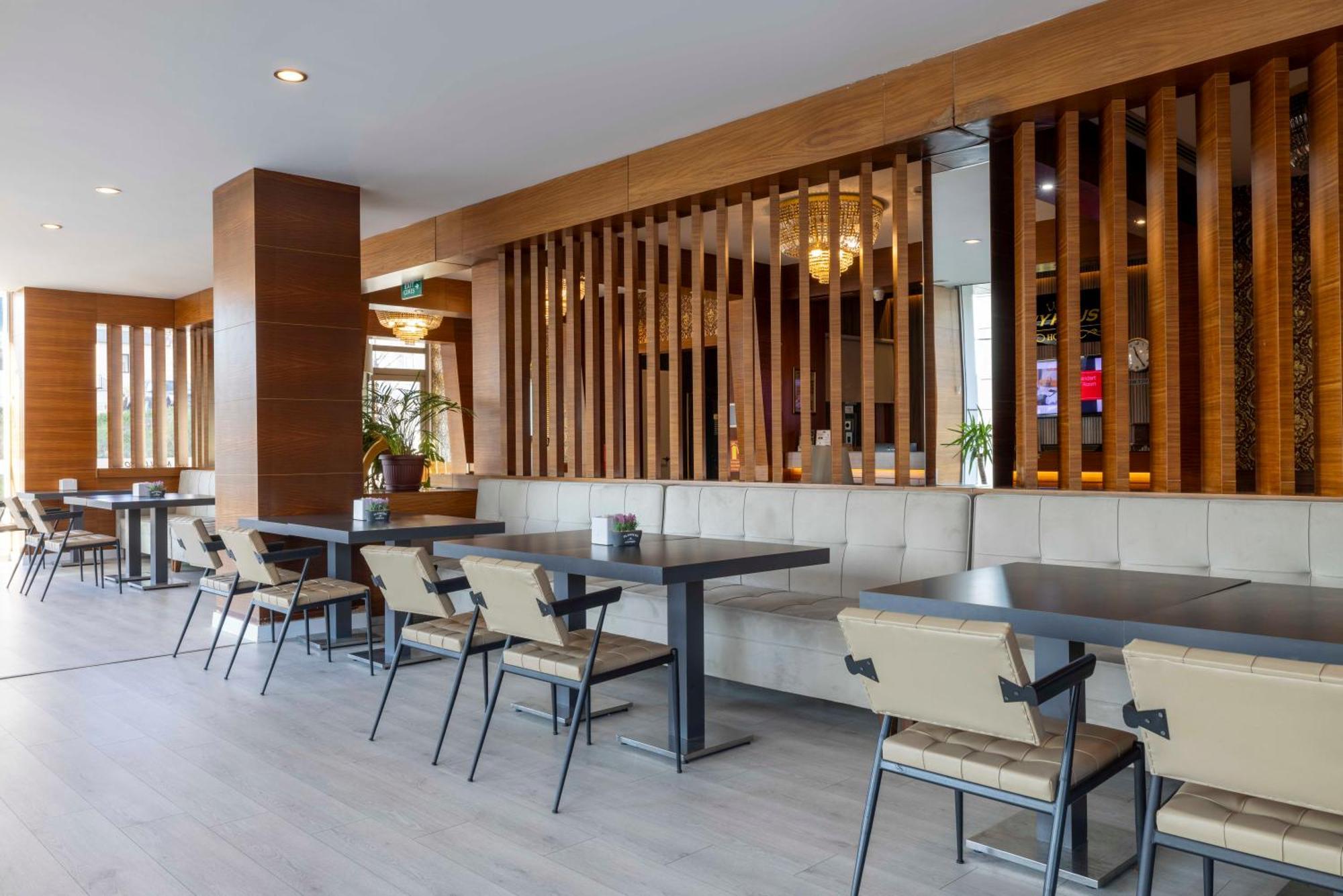 Vplus Atasehir Hotel 3*