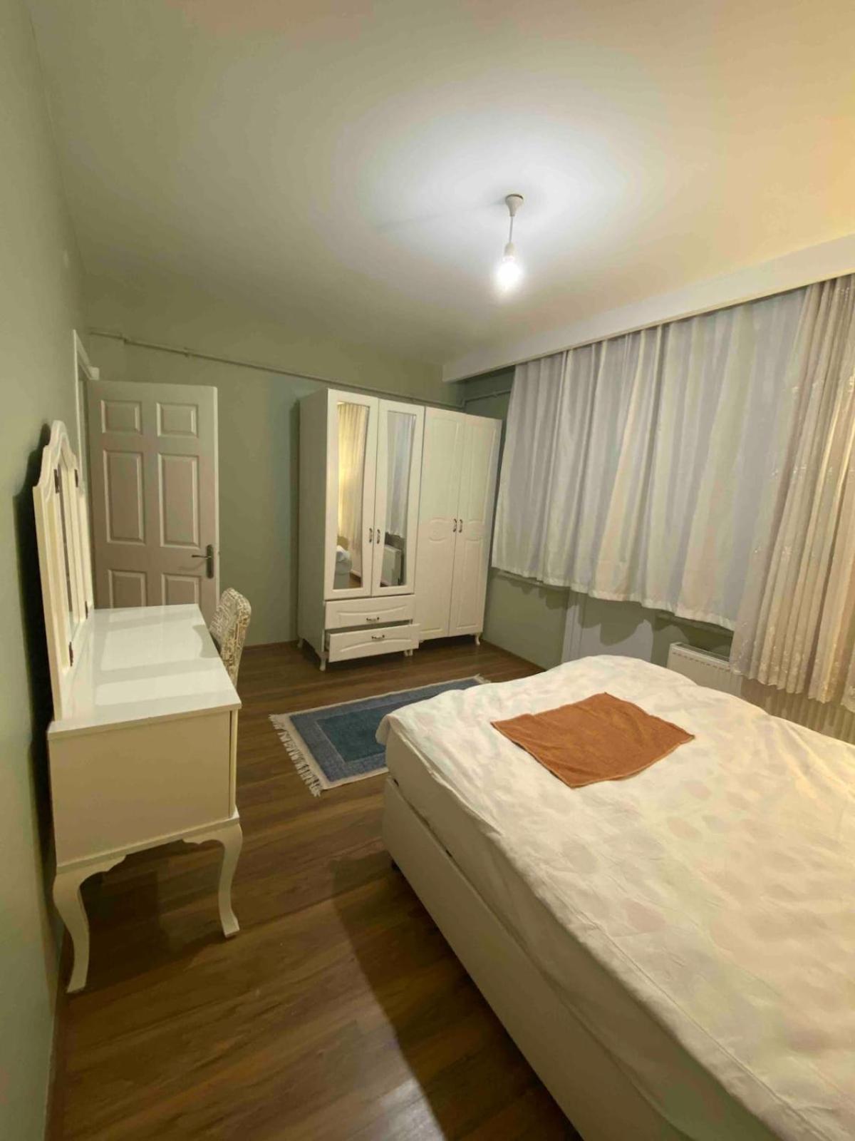 Comfortable And Lovely, In The Heart Of Apartment *