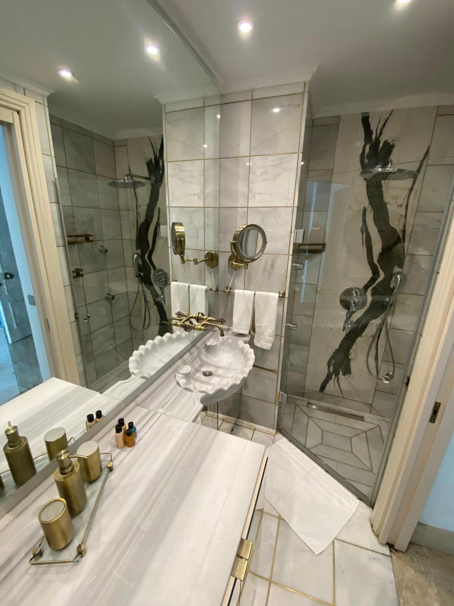 Ab Residences -cihangir Luxury Antique Apartment
