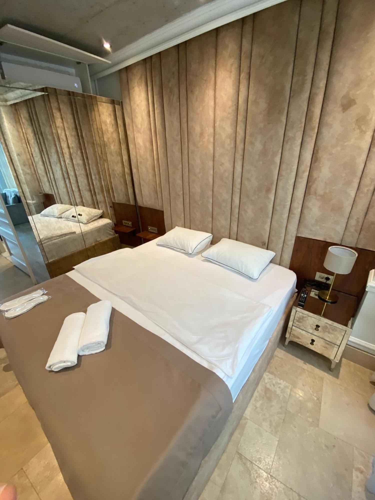Apartment Ab Residences -cihangir Luxury Antique Istanbul
