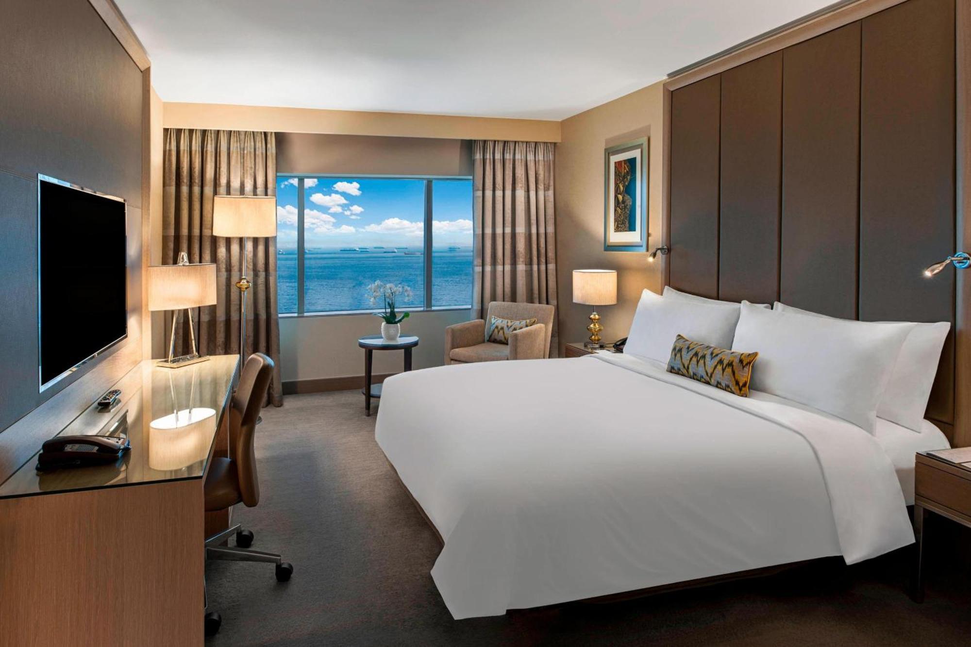 Renaissance Polat Hotel 5*