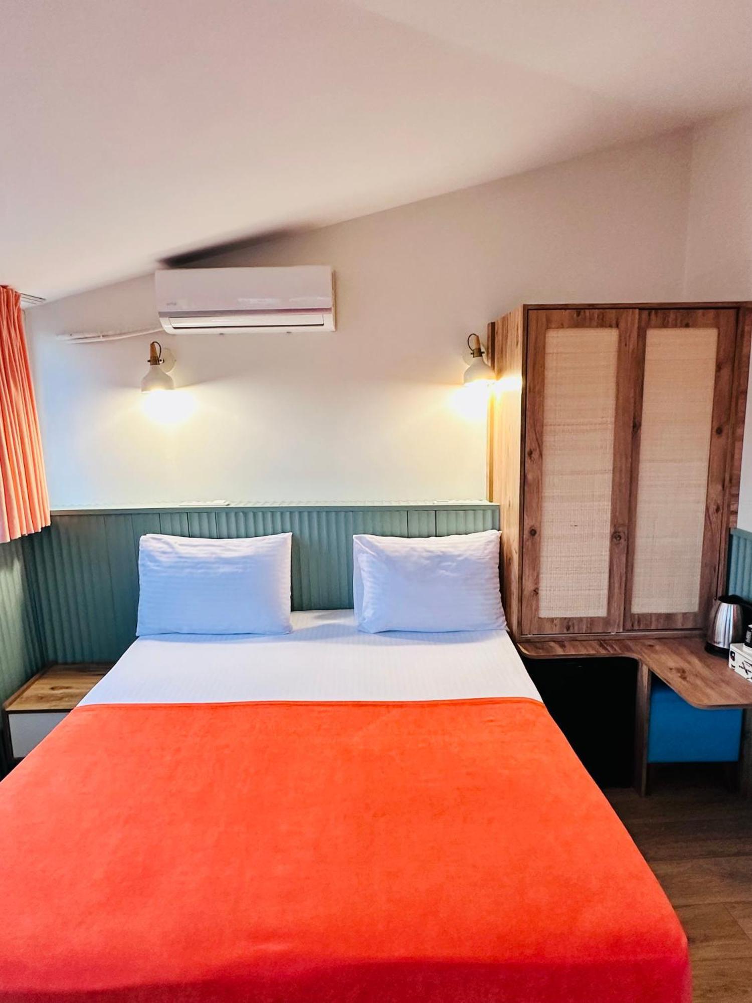Hotel Casa Rosa 2*