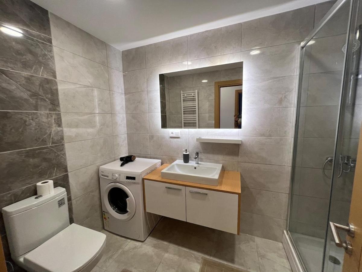 Luxury Designed Comfortable 2 & 1 Living Free Parking Garaj Istanbul