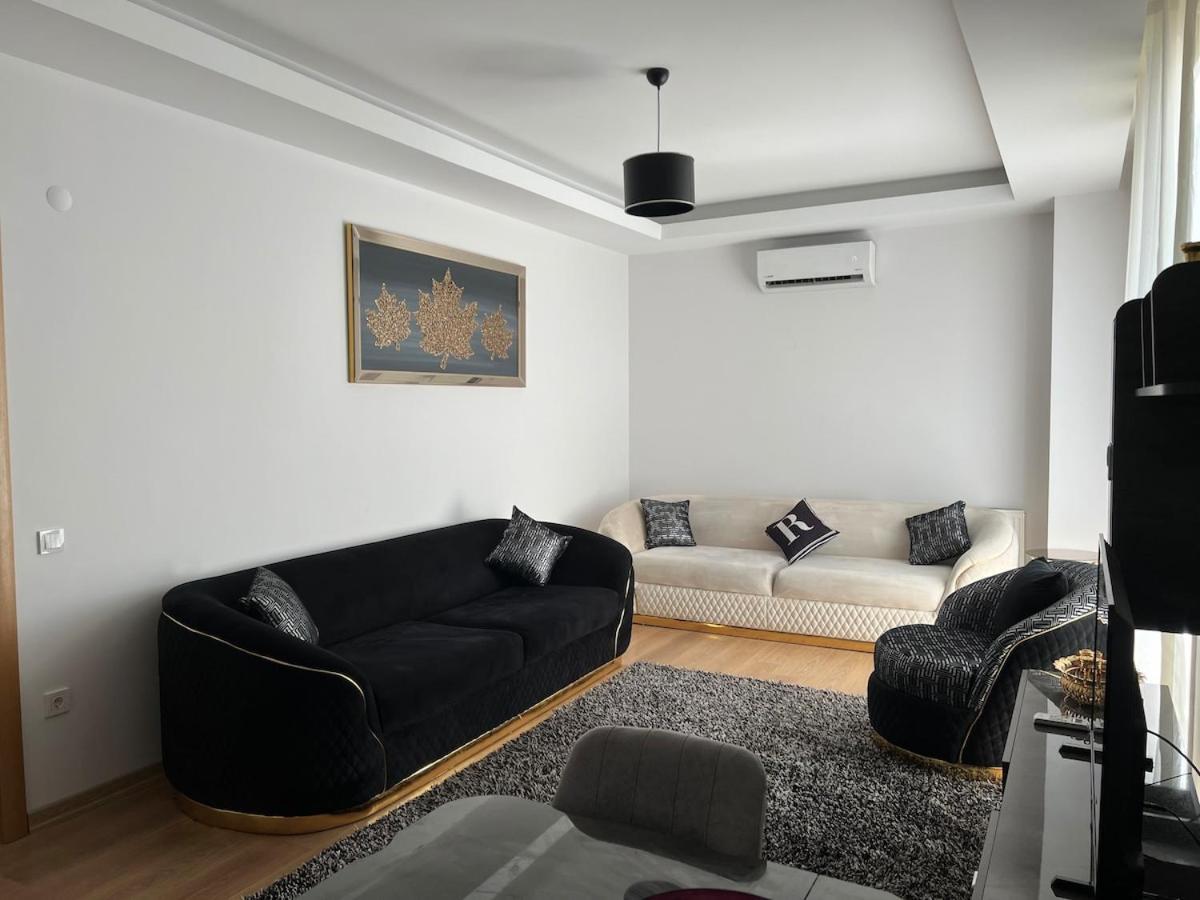 Apartment Luxury Designed Comfortable 2 & 1 Living Free Parking Garaj *