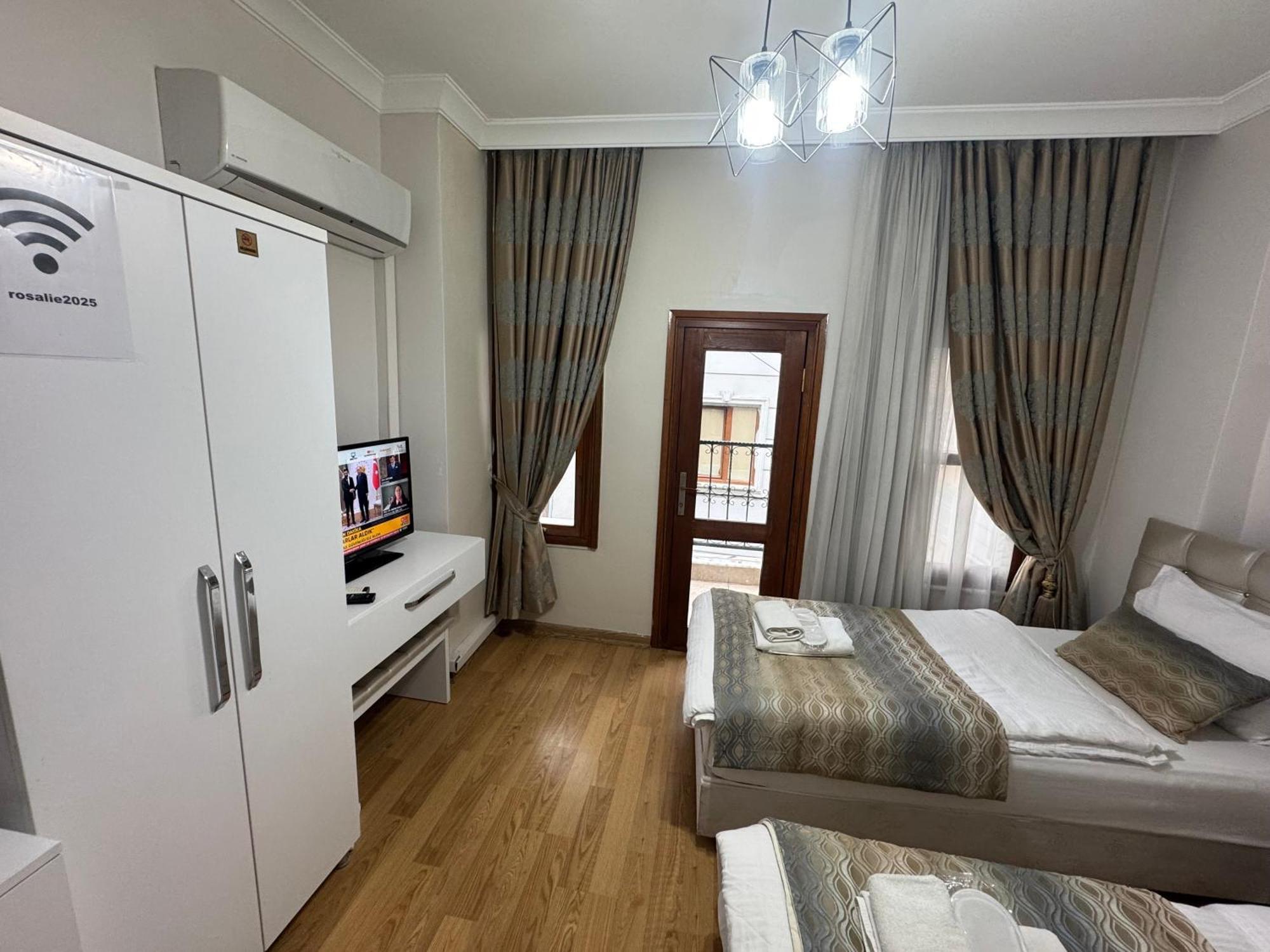 Otel Rosalie Palace 2*