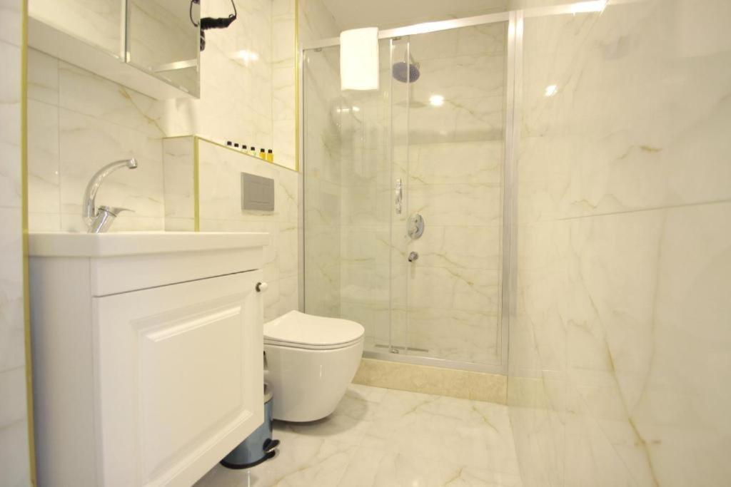 Guler Palas Suit Hotel *
