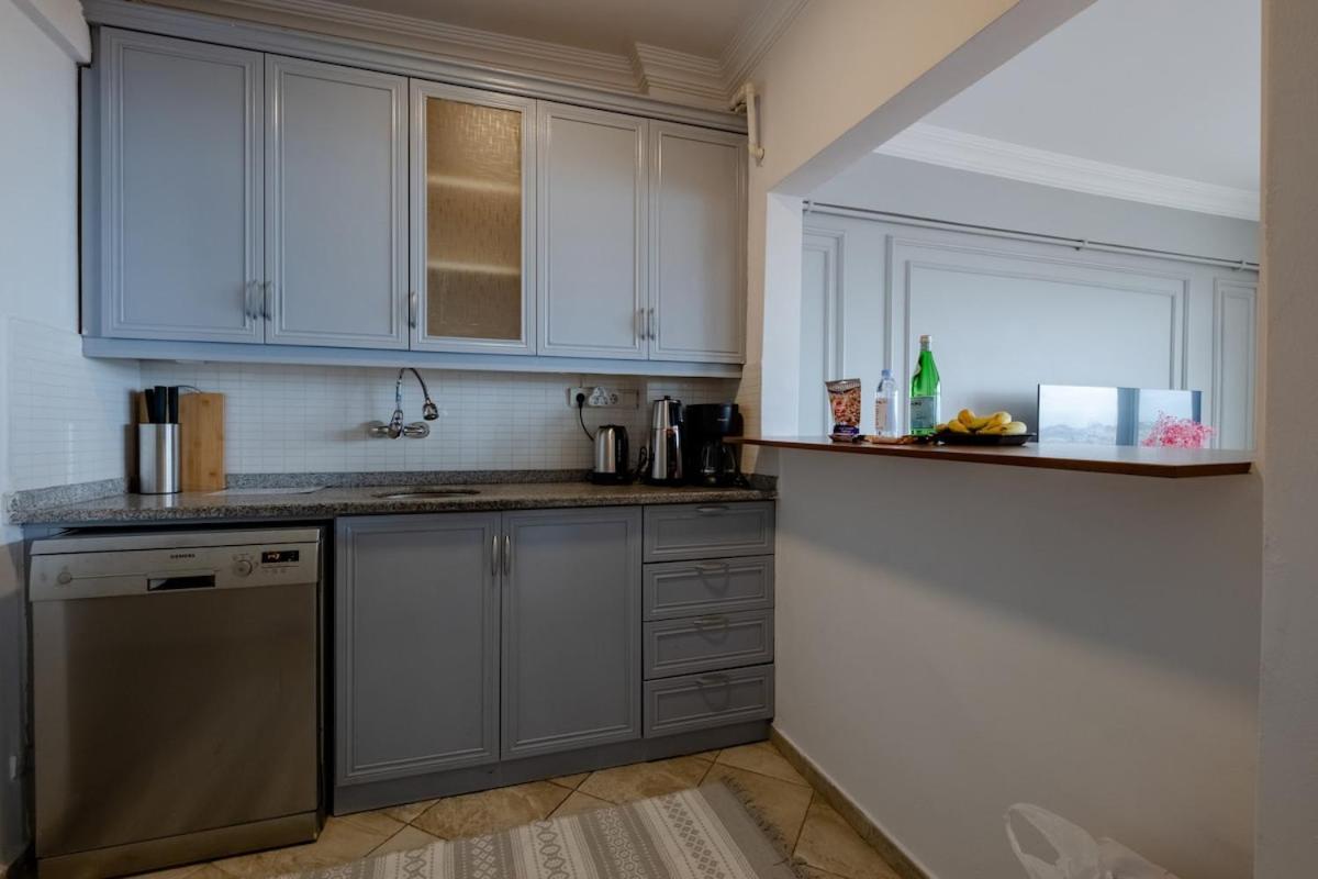 Apartment Bosphorus View With 2 Bedrooms And Location *