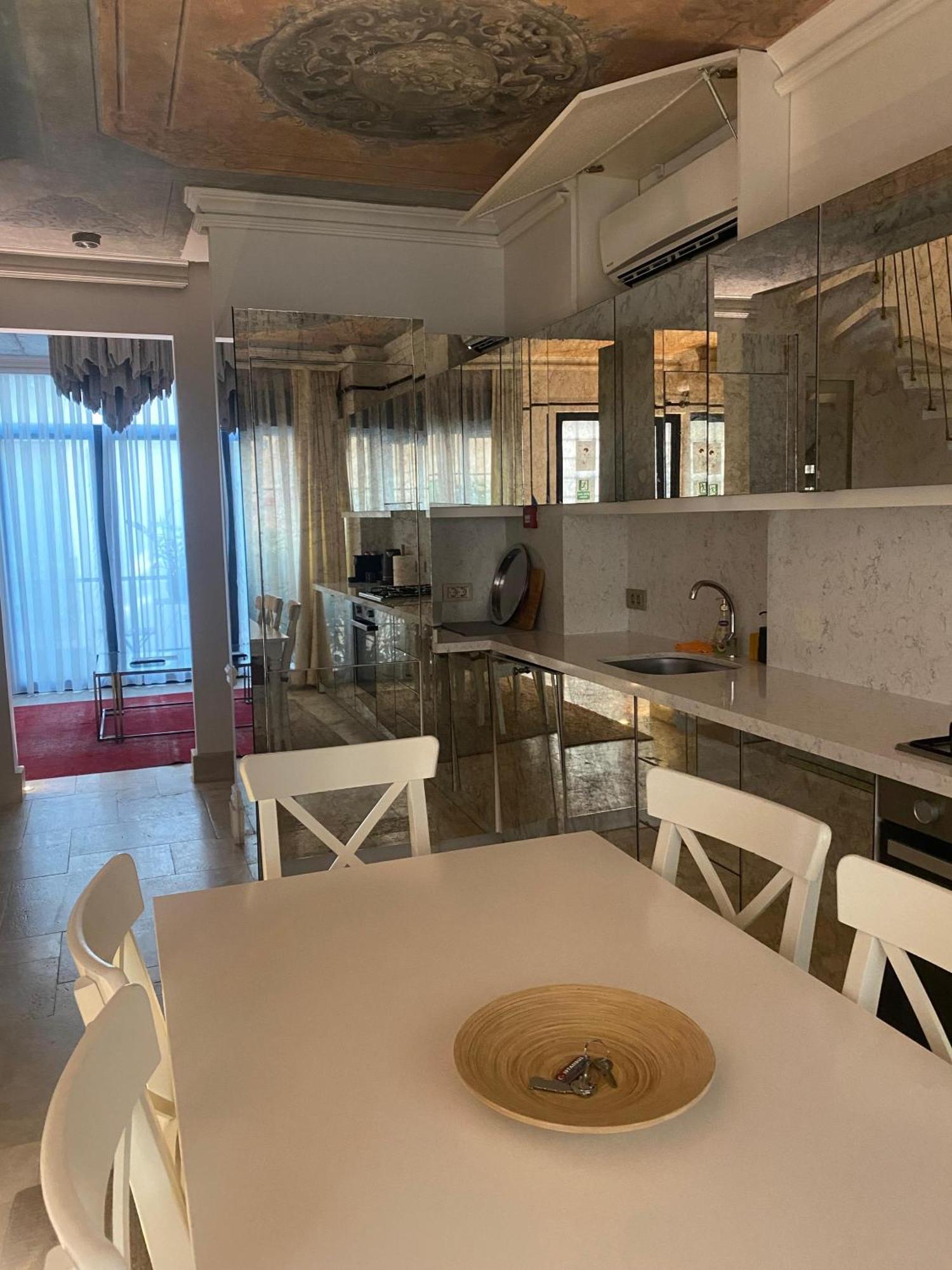 Ab Residences- Private Independent Apartment