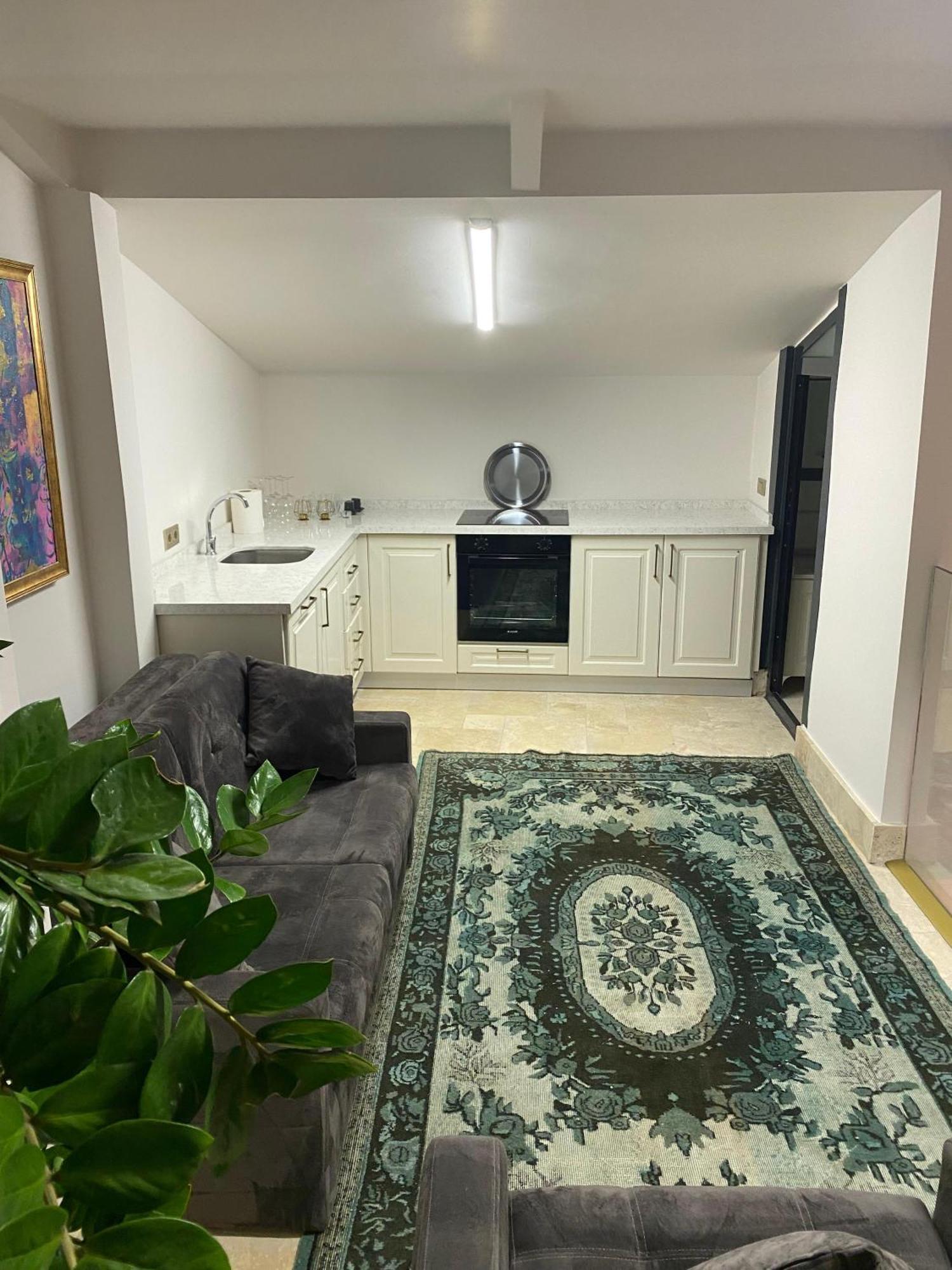 Apartment Ab Residences- Private Independent