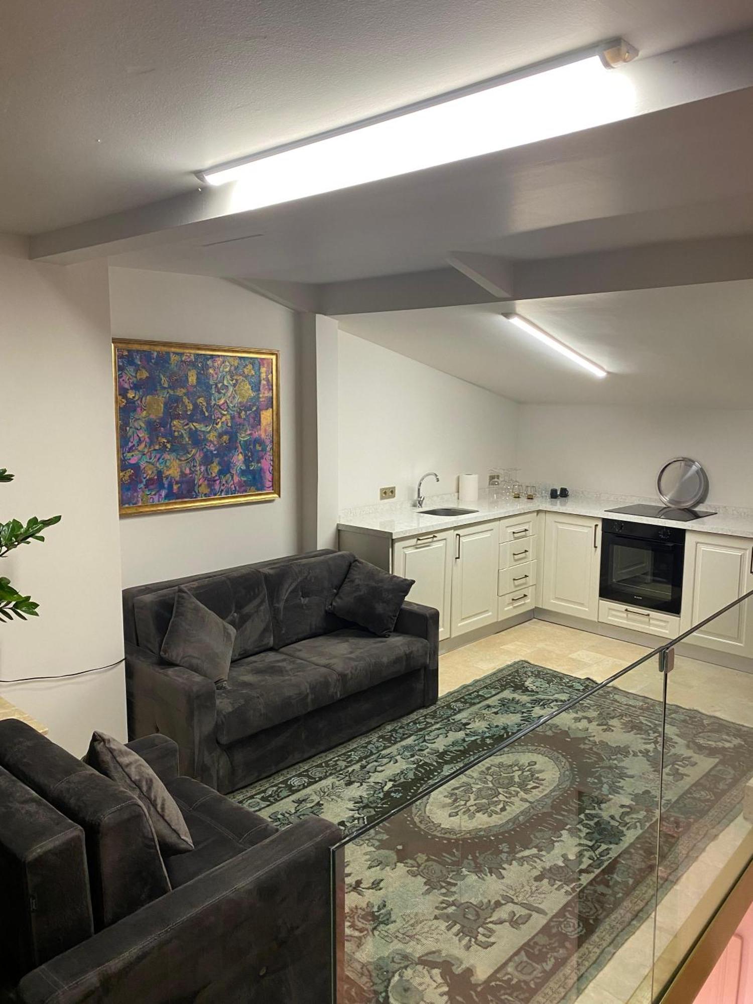 Ab Residences- Private Independent Apartment *