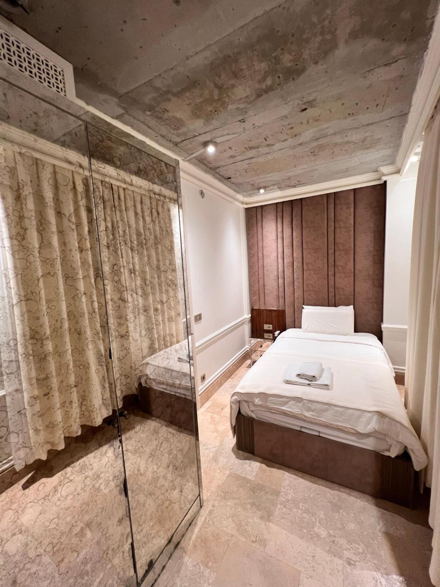 Ab Residences- Private Independent