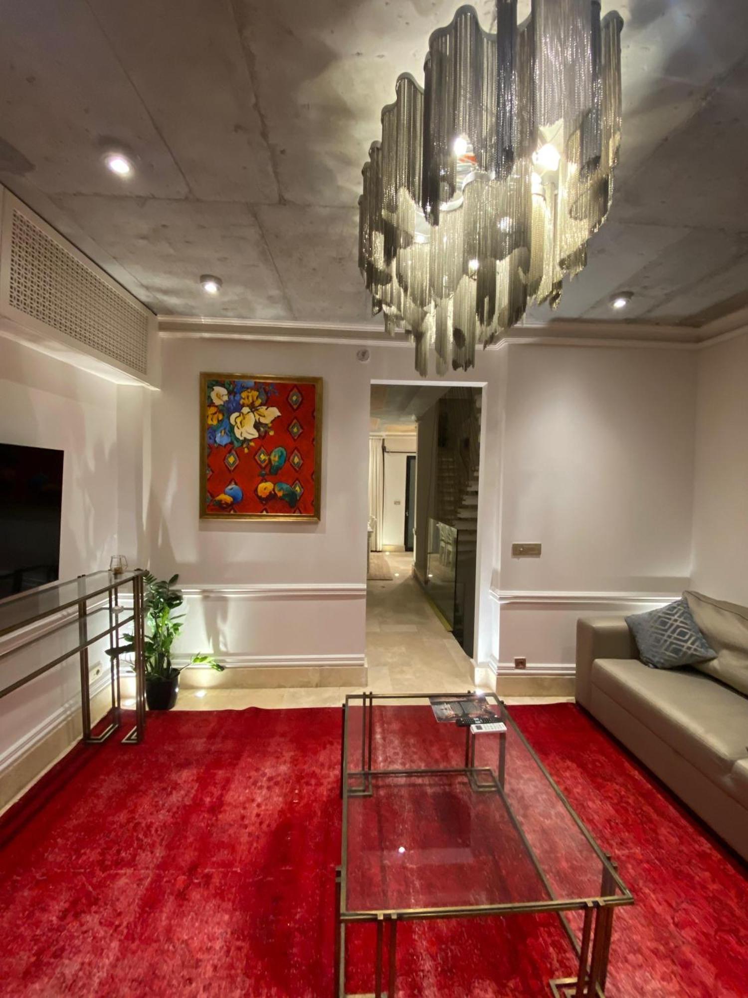 Ab Residences- Private Independent