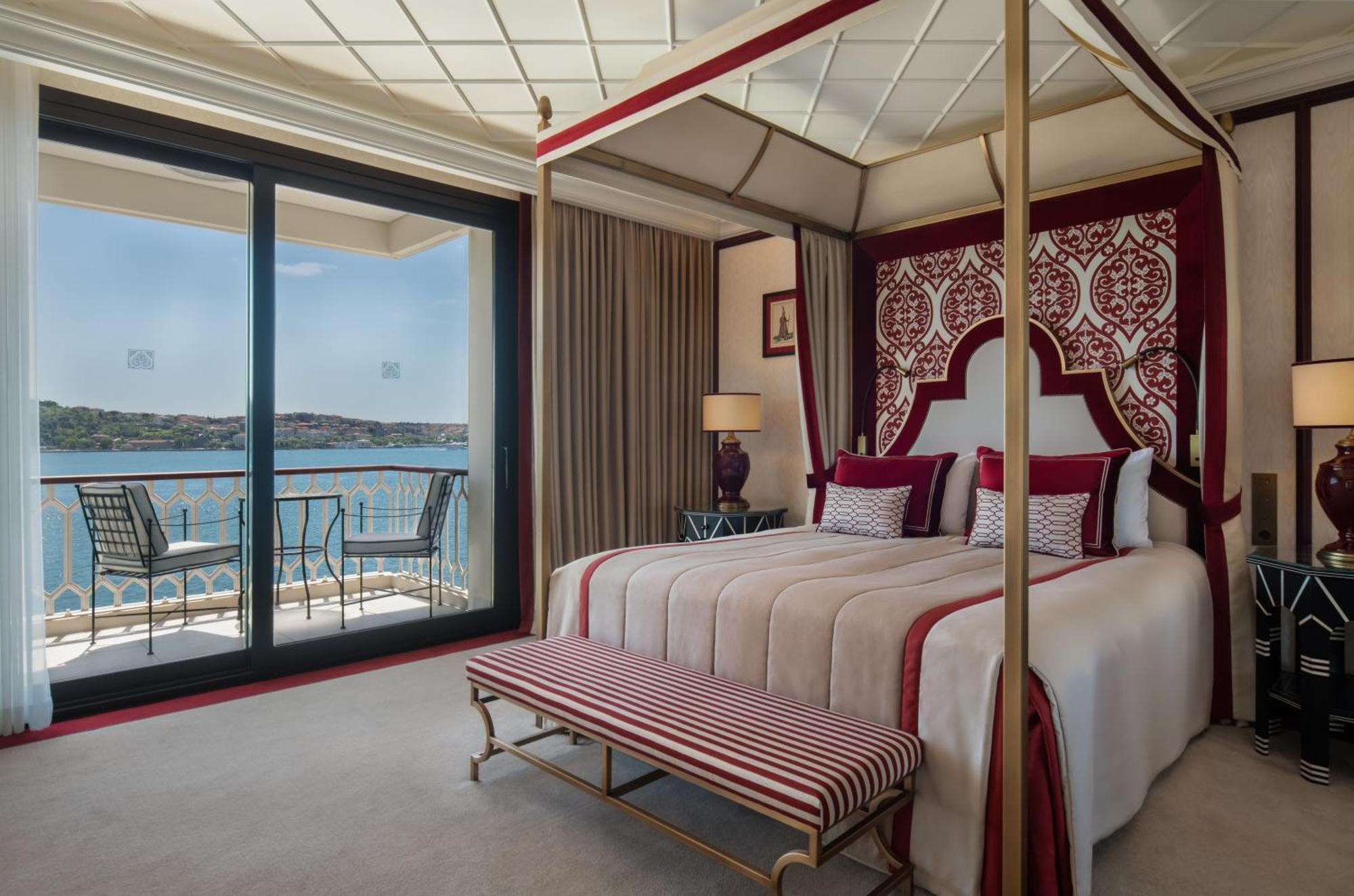 çırağan Palace Kempinski Otel 5*