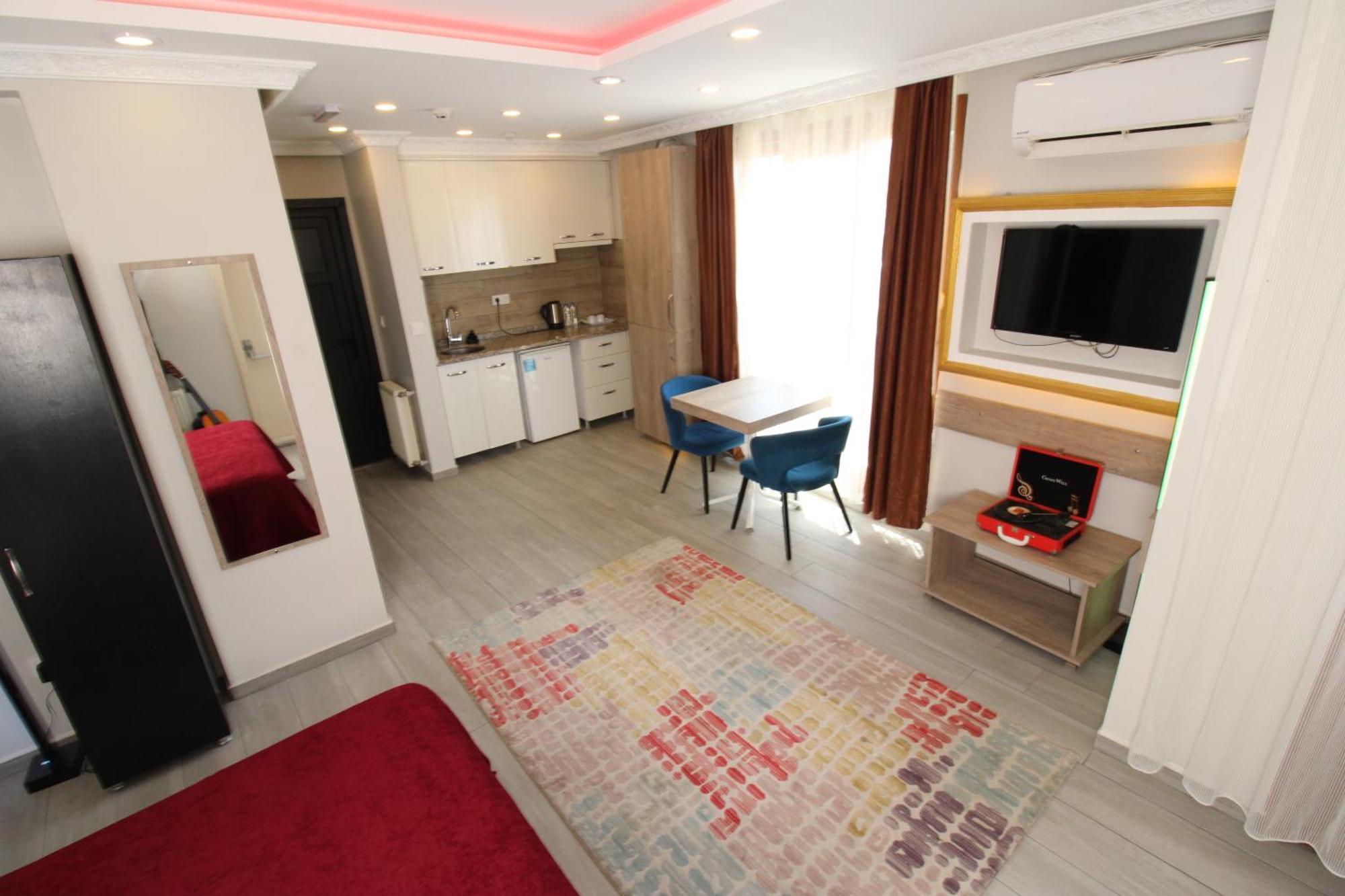 Sahra Kent Kadikoey * Istanbul