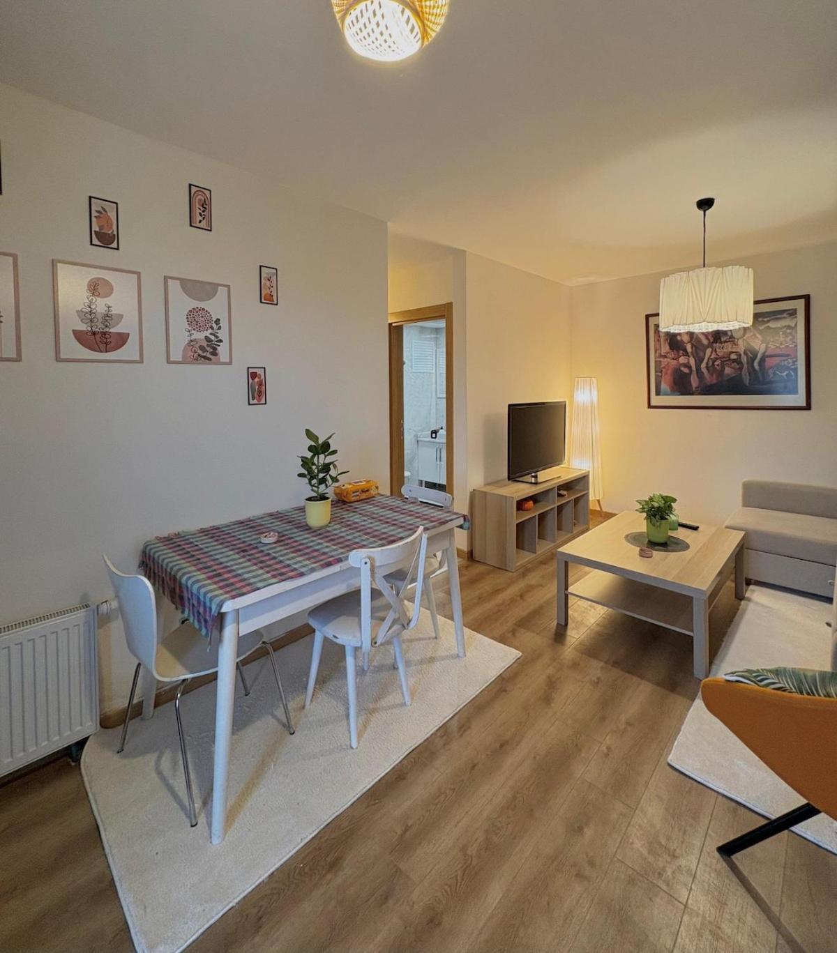 10 Mins To Takism - Cenrtal & New Modern Flat *