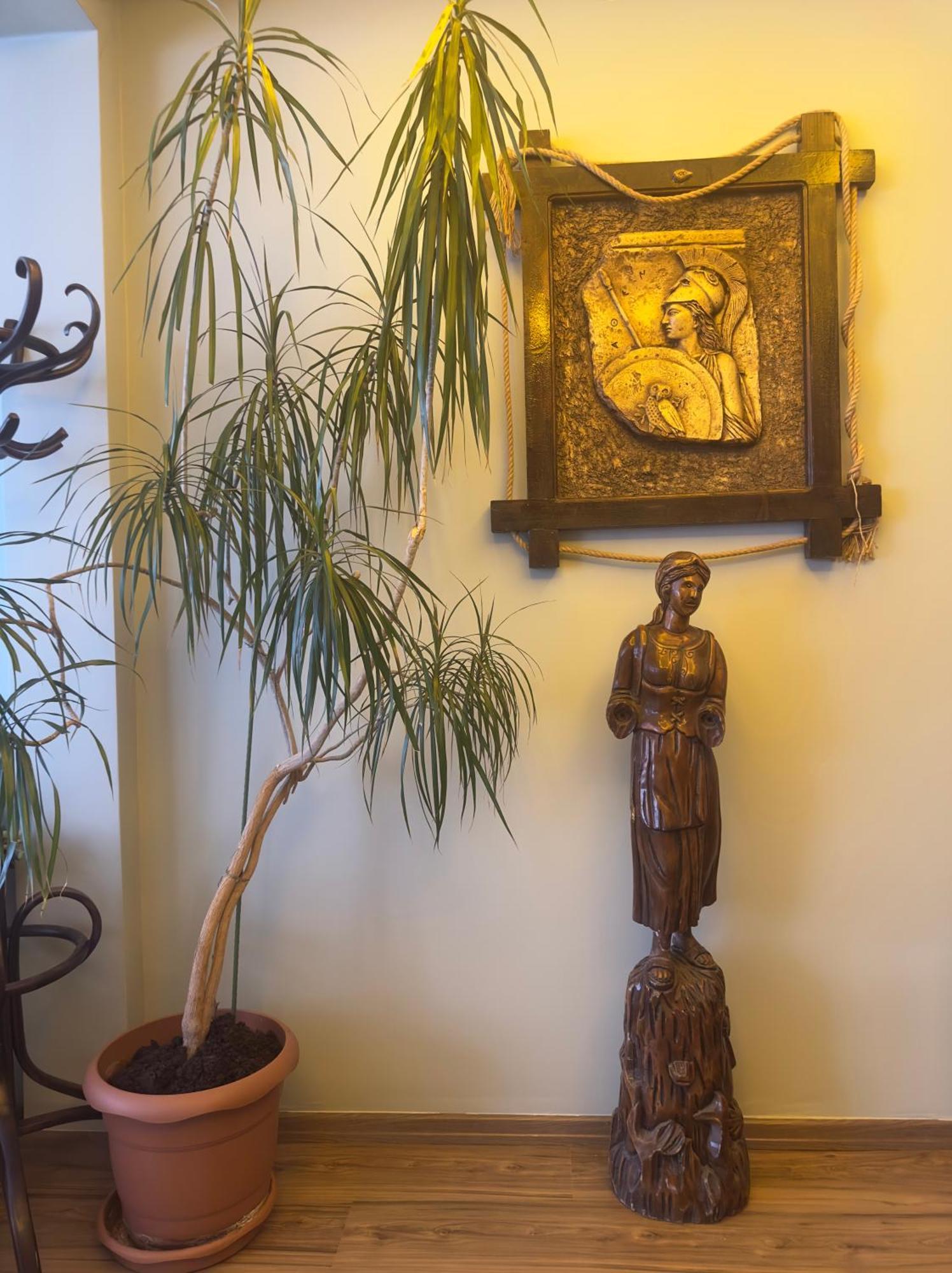 Comfortable And Lovely, In The Heart Of Apartment *