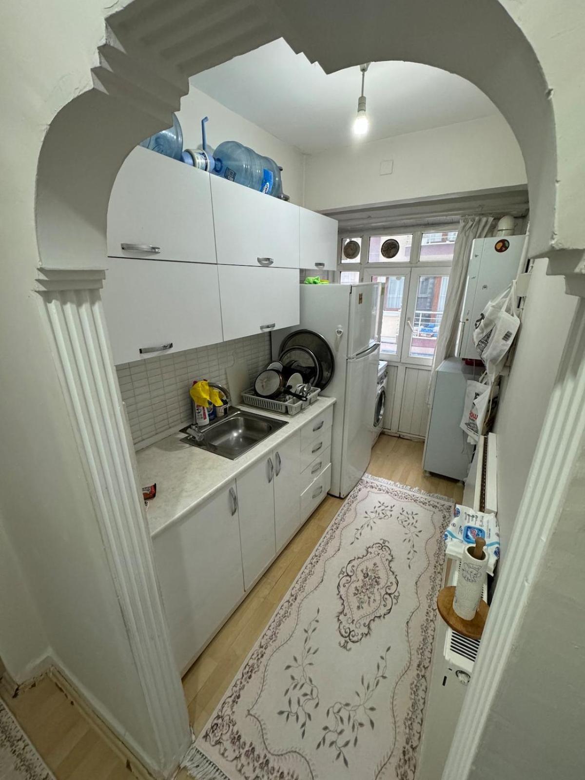 Great Location And Cozy House!