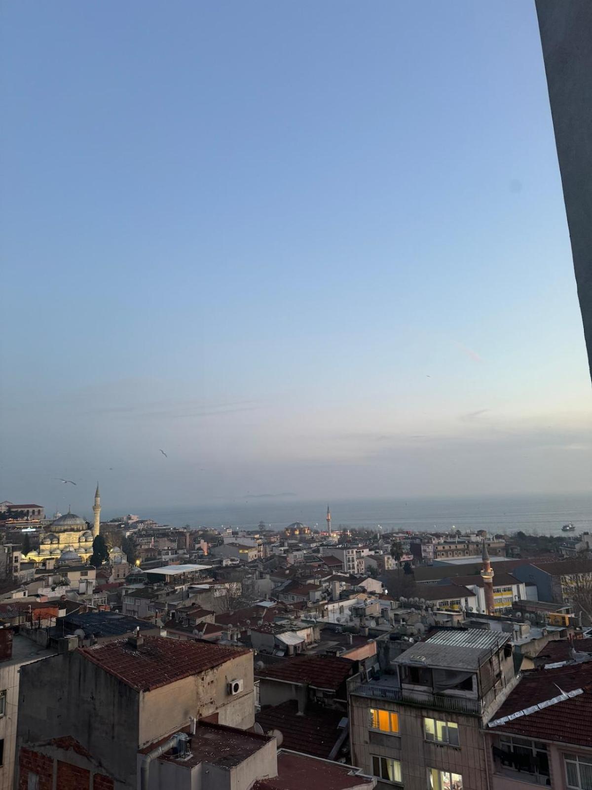 Bosphorus View And Cozy House! *