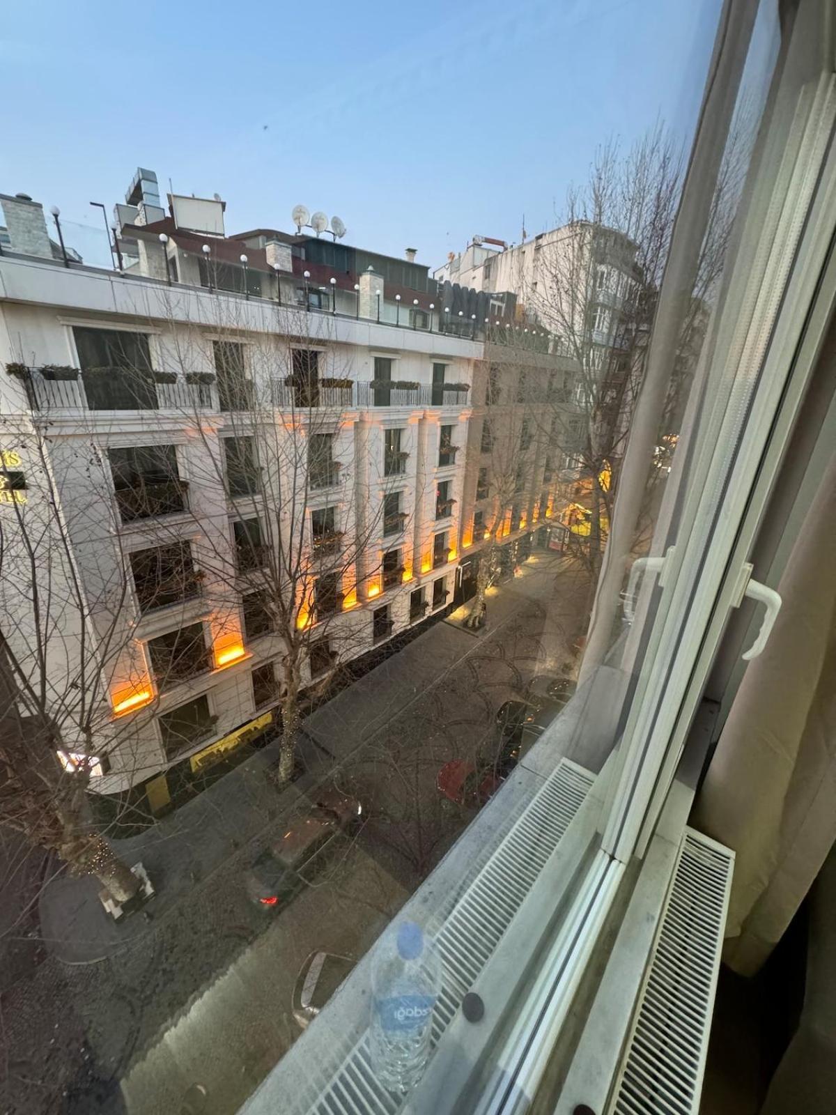 Apartment Bosphorus View And Cozy House!