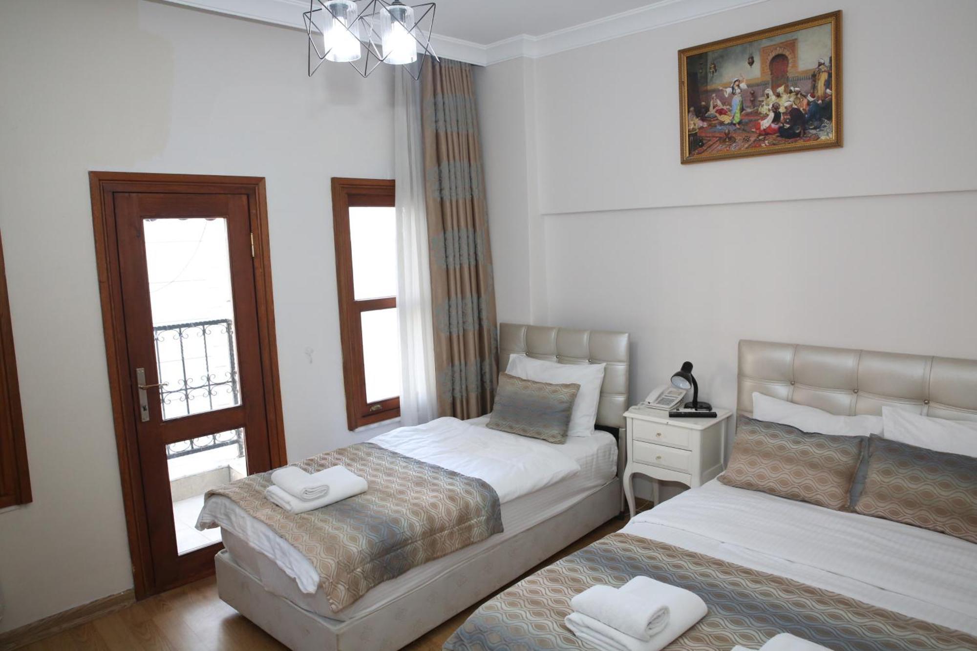 Otel Rosalie Palace 2*
