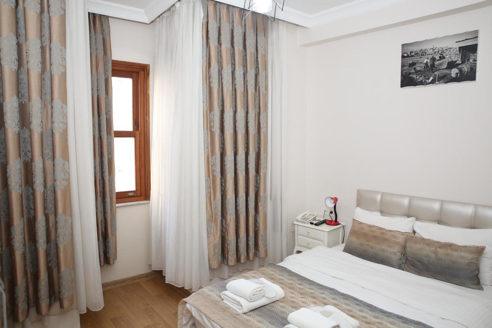 Otel Rosalie Palace 2*