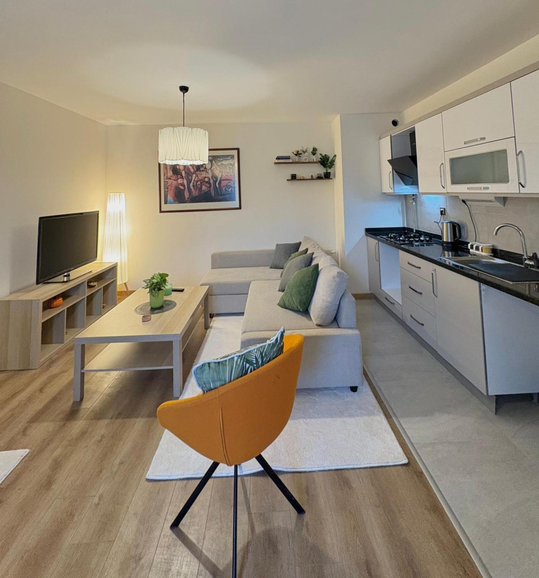 10 Mins To Takism - Cenrtal & New Modern Flat Apartment *