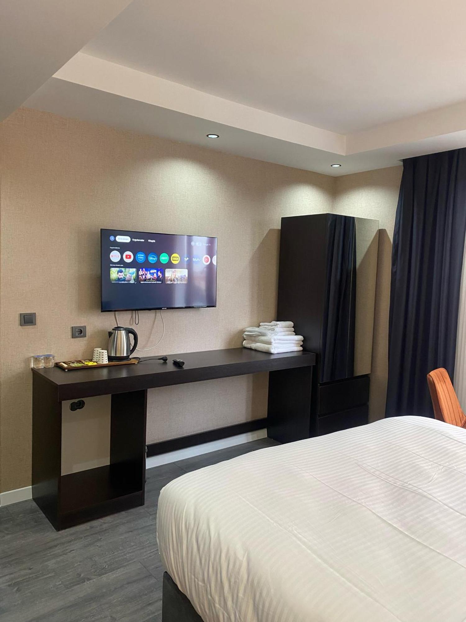 Hotel Grand Armada