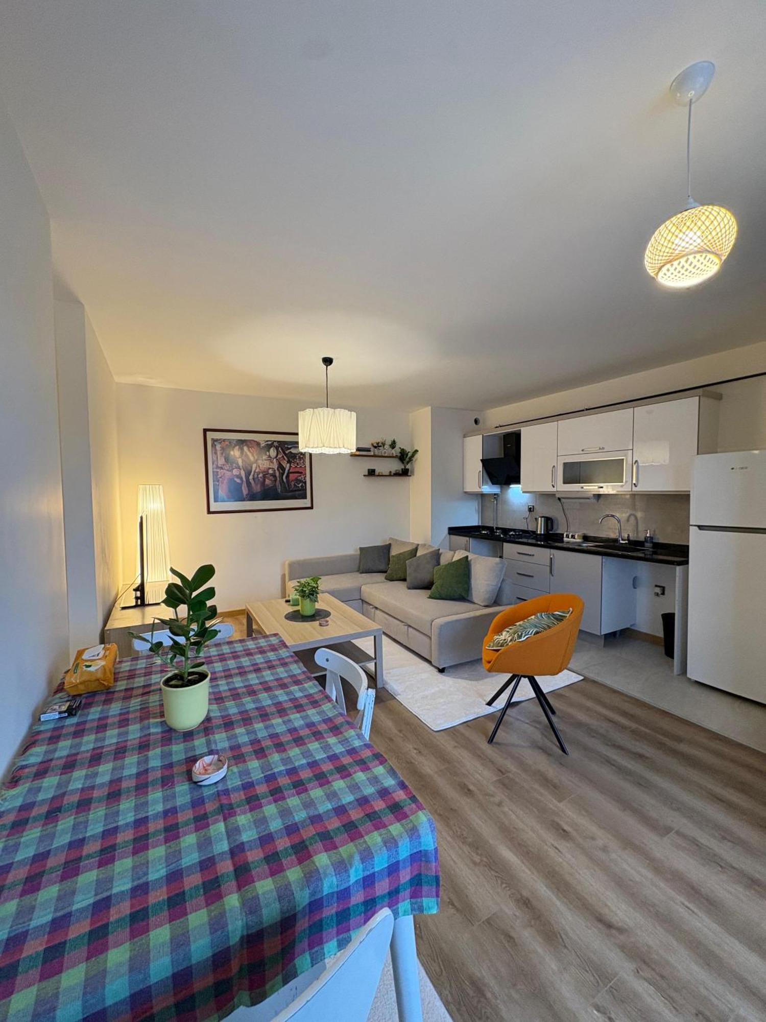 10 Mins To Takism - Cenrtal & New Modern Flat *