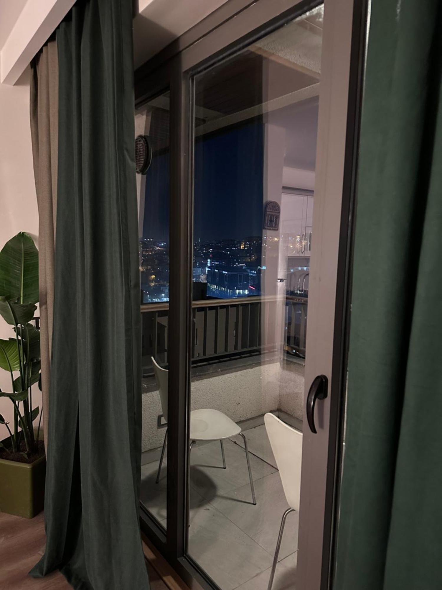10 Mins To Takism - Cenrtal & New Modern Flat Istanbul