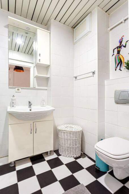 Apartment Location With 2 Bedrooms