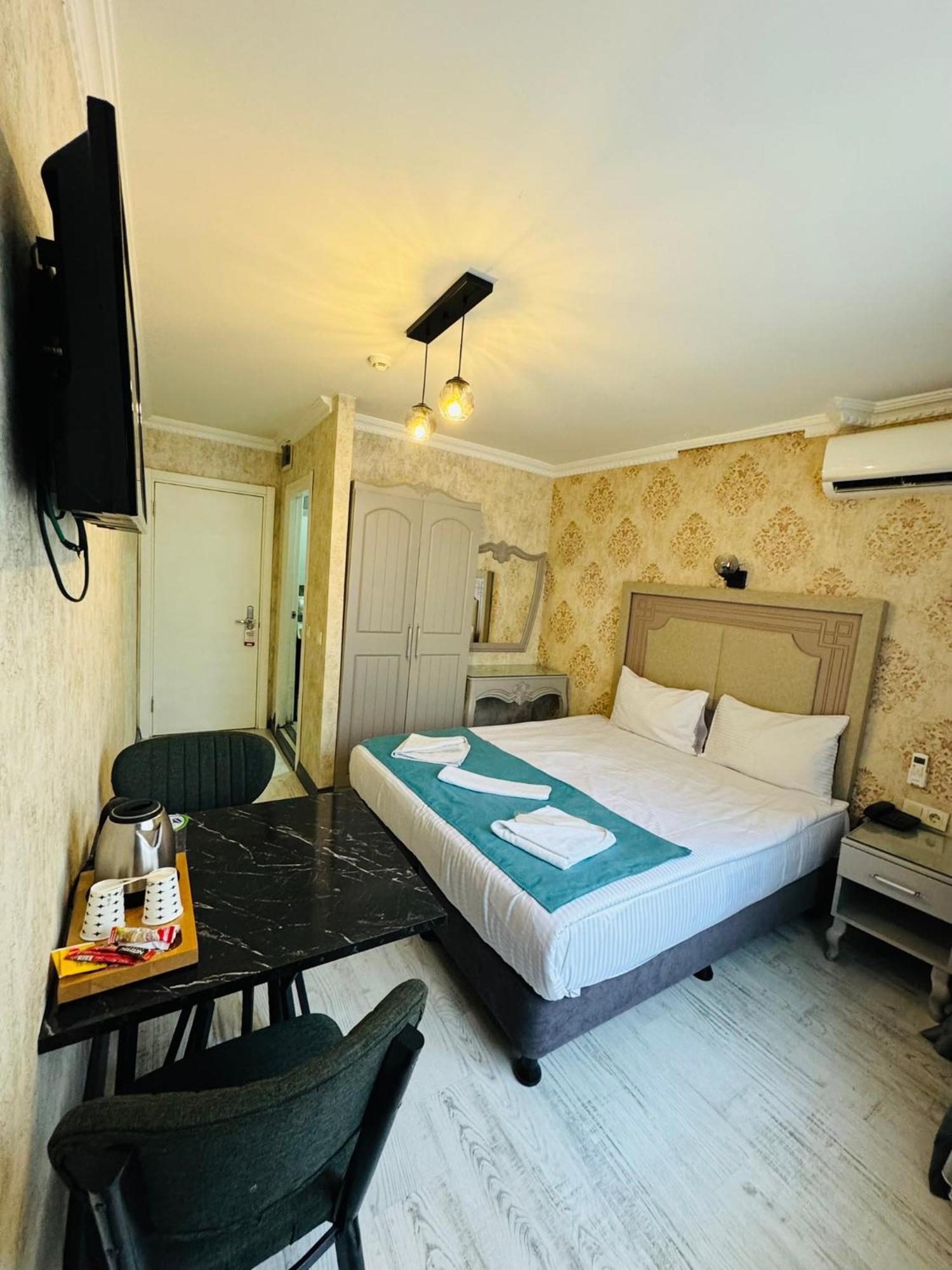 Otel Old Viva 3*