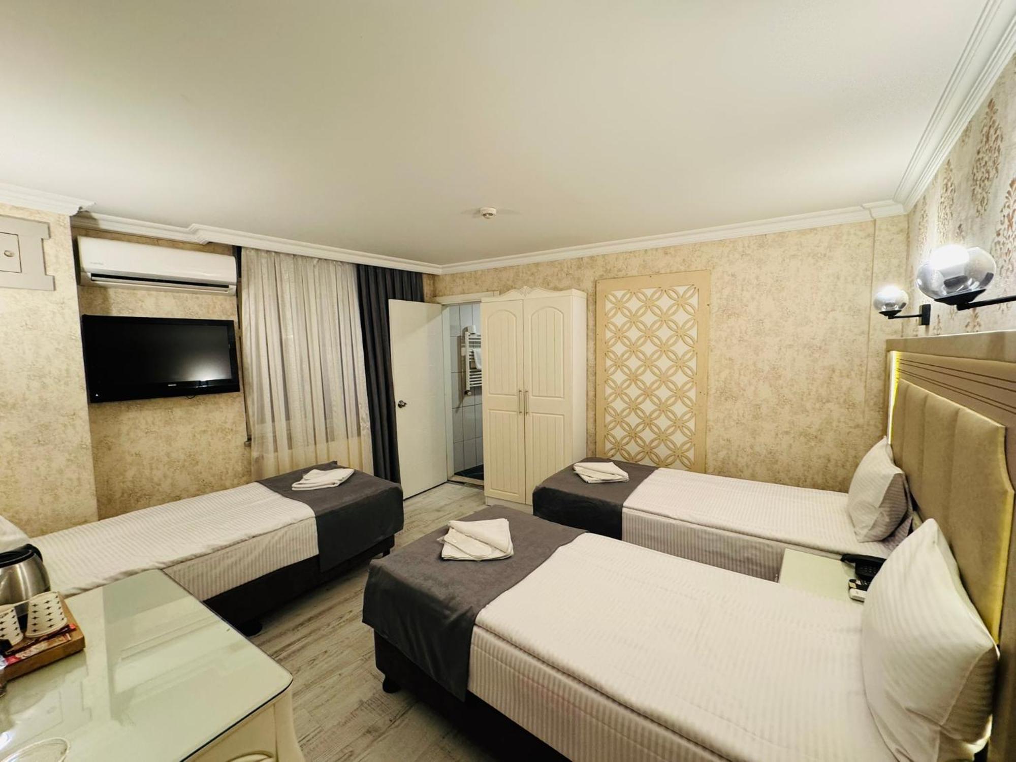 Old Viva Otel 3*