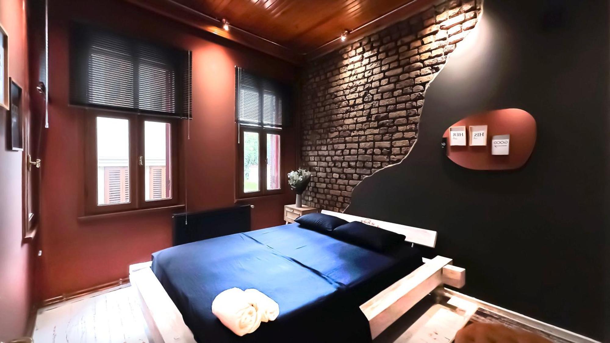 Dream House Apartment