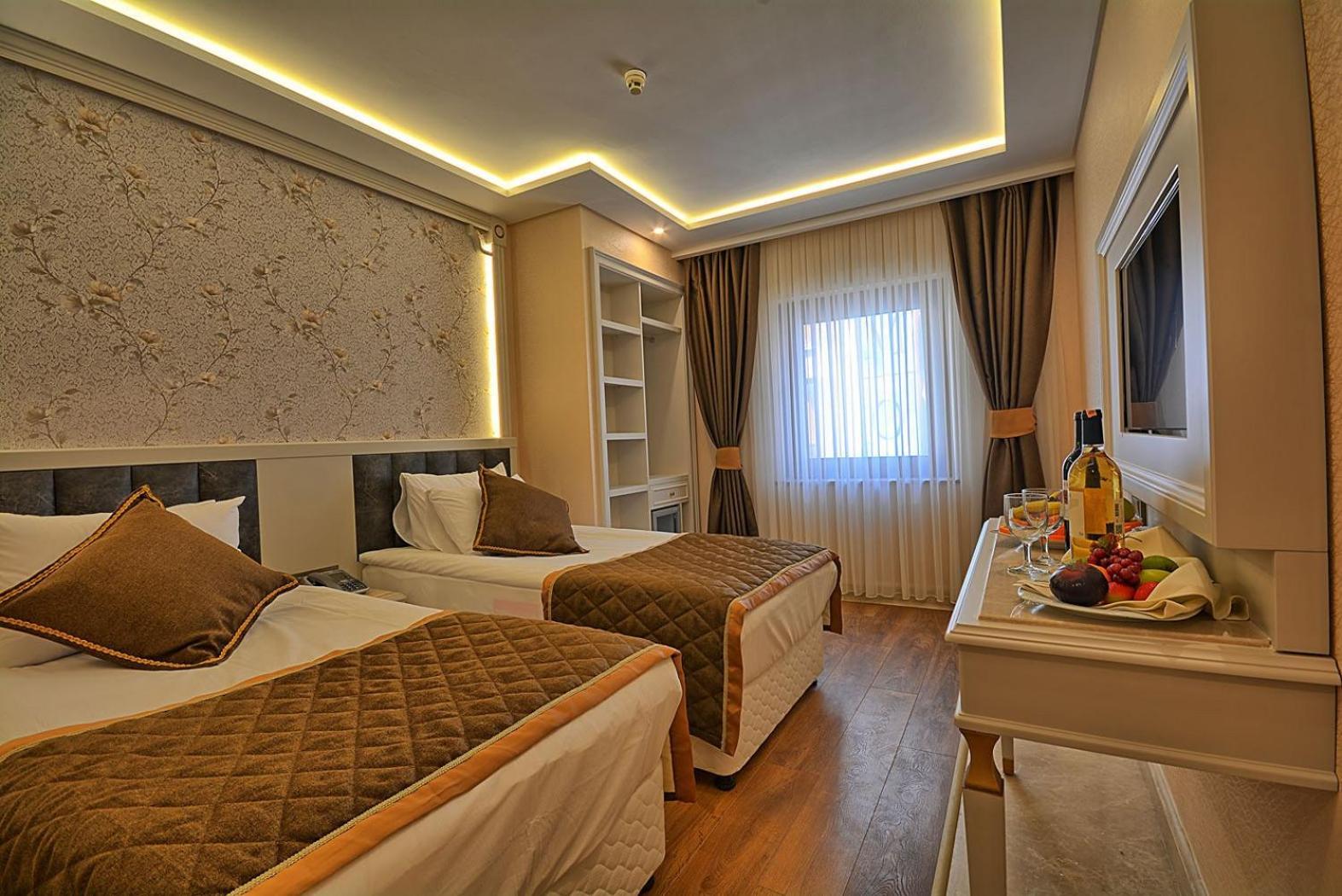 Hotel Samir Deluxe 4*