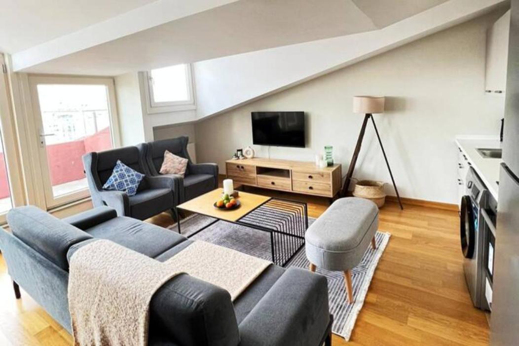 Apartment Wonder Homes - Cozy Penthouse, Terrace, Taksim Mete 16 Istanbul