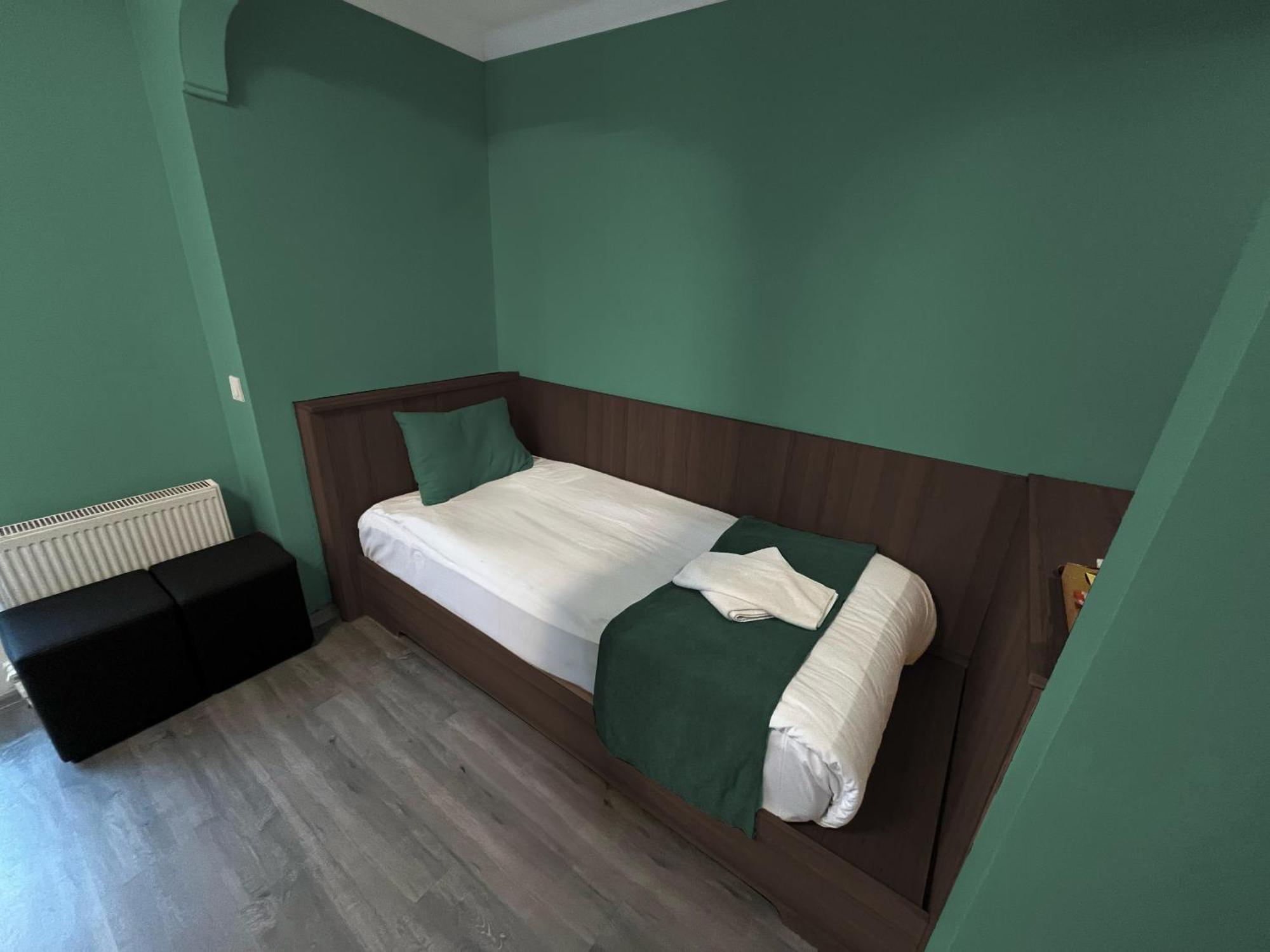 Le Safran Hotel *