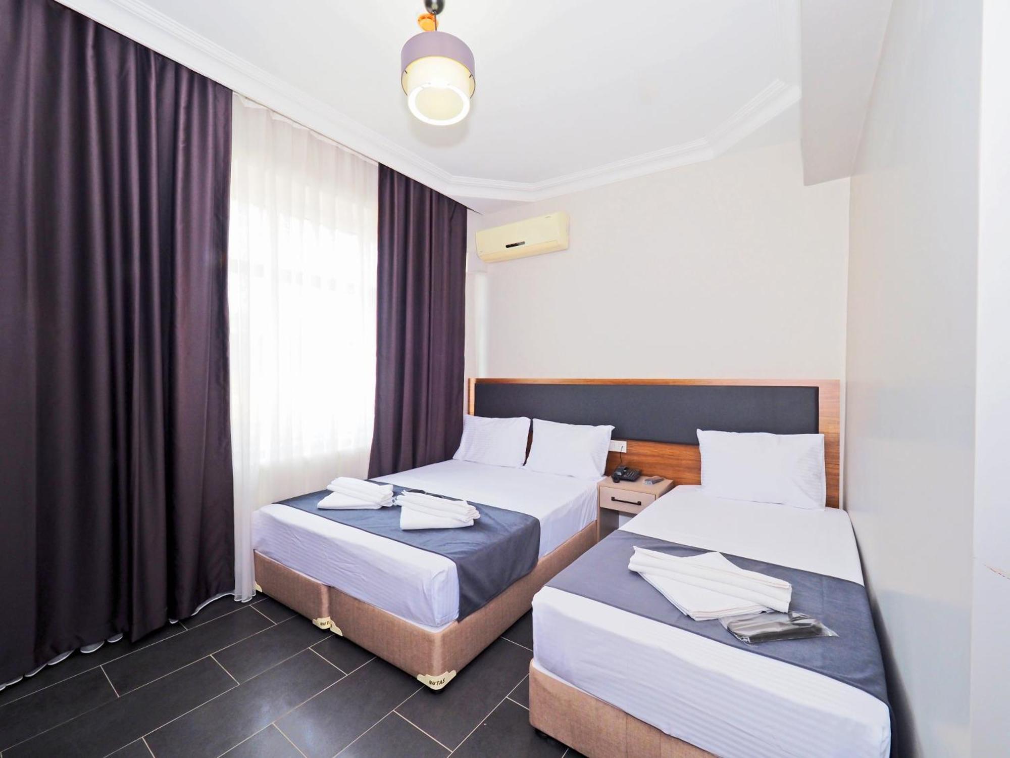 Diamond Old Town Otel 3*