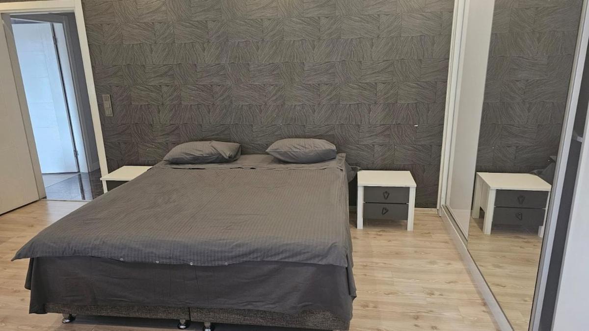 Apartment Center *