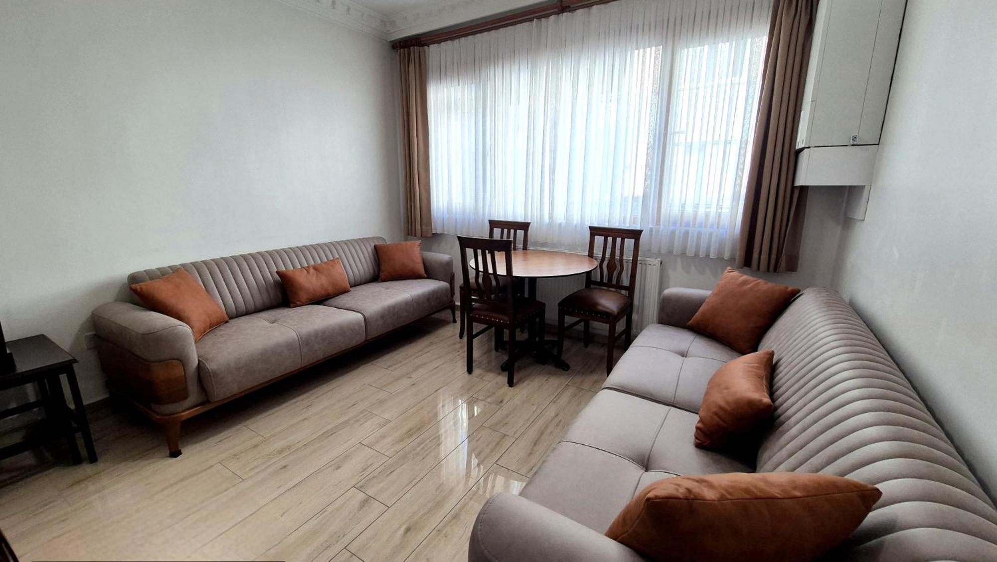 Daire Cihangir Flat