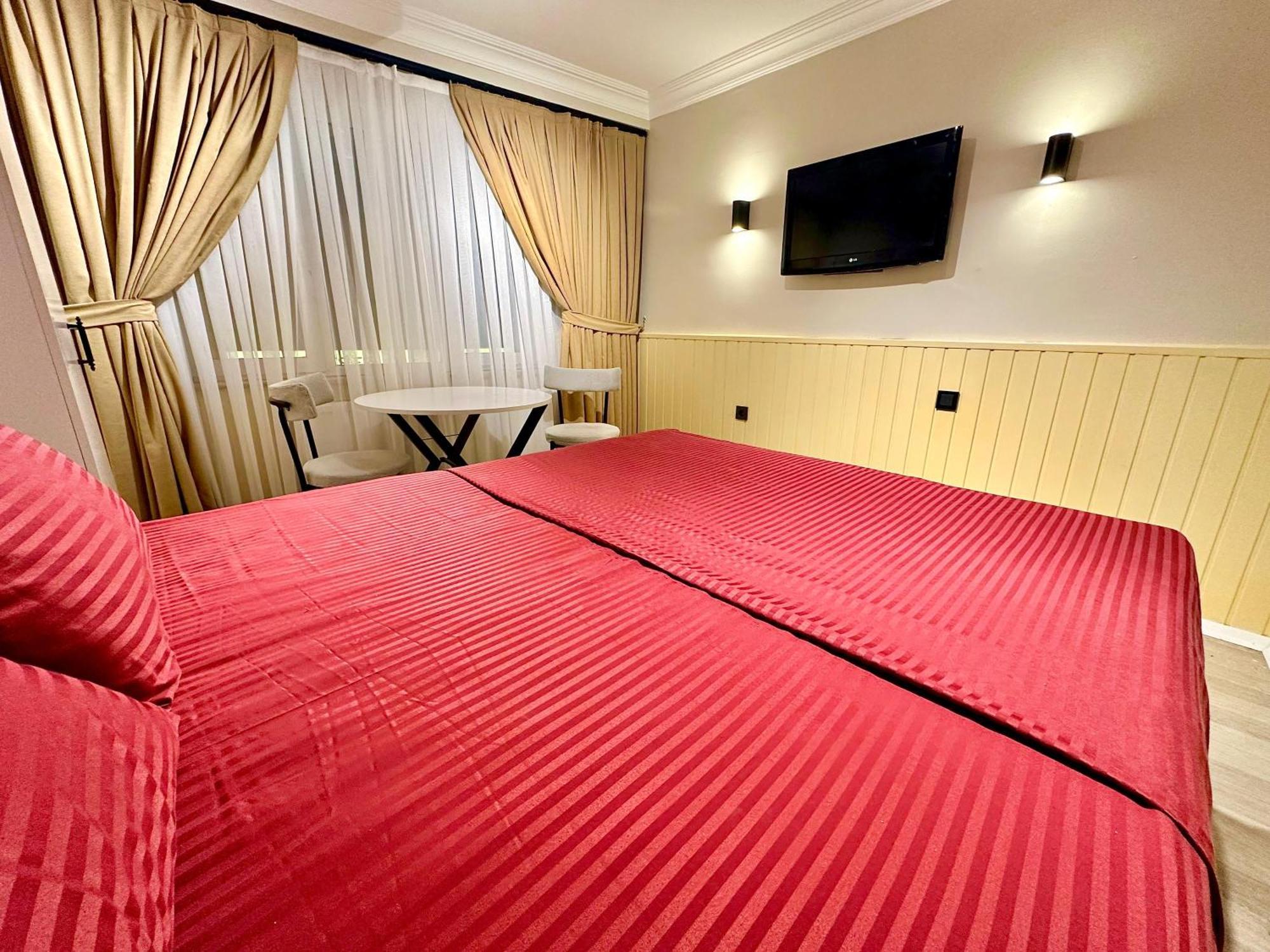 The Pera Vista & 1 One Facilities 3* Istanbul