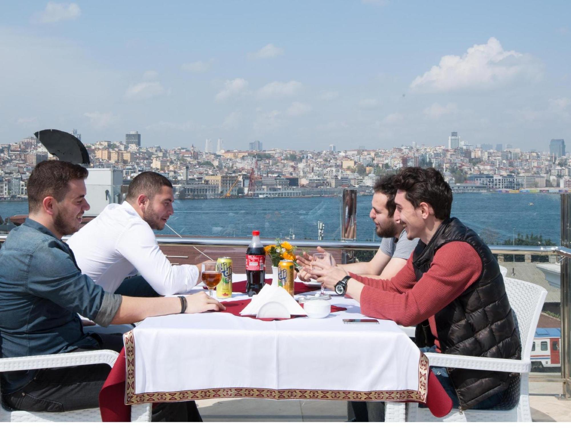 Sirkeci Emek Hotel 2*