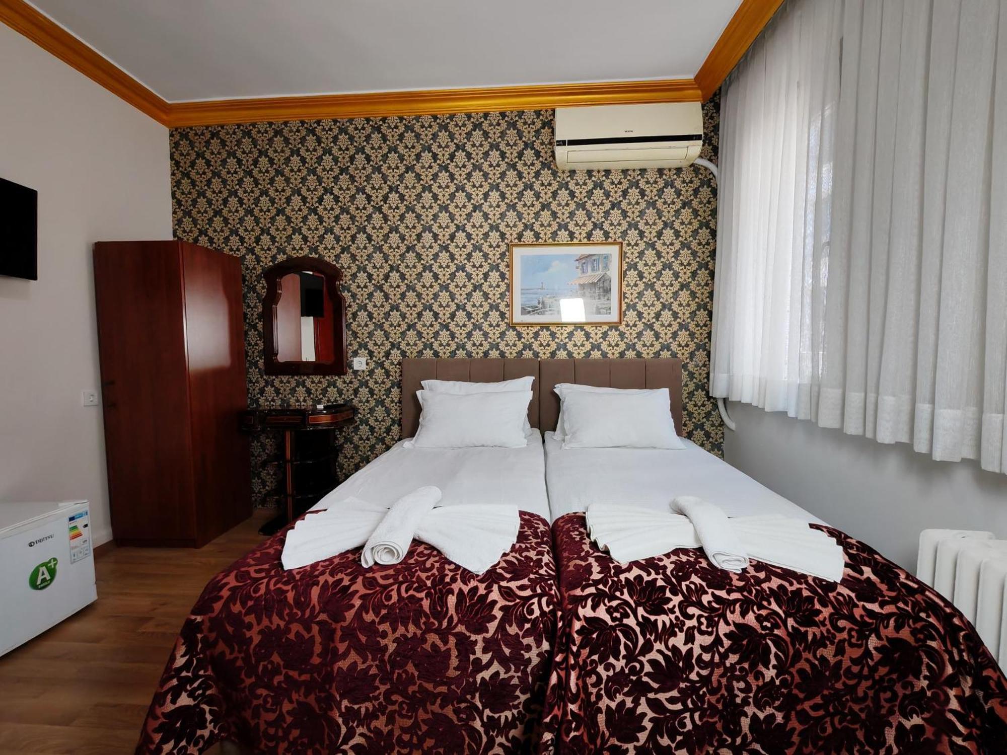 Hotel Sirkeci Emek 2*