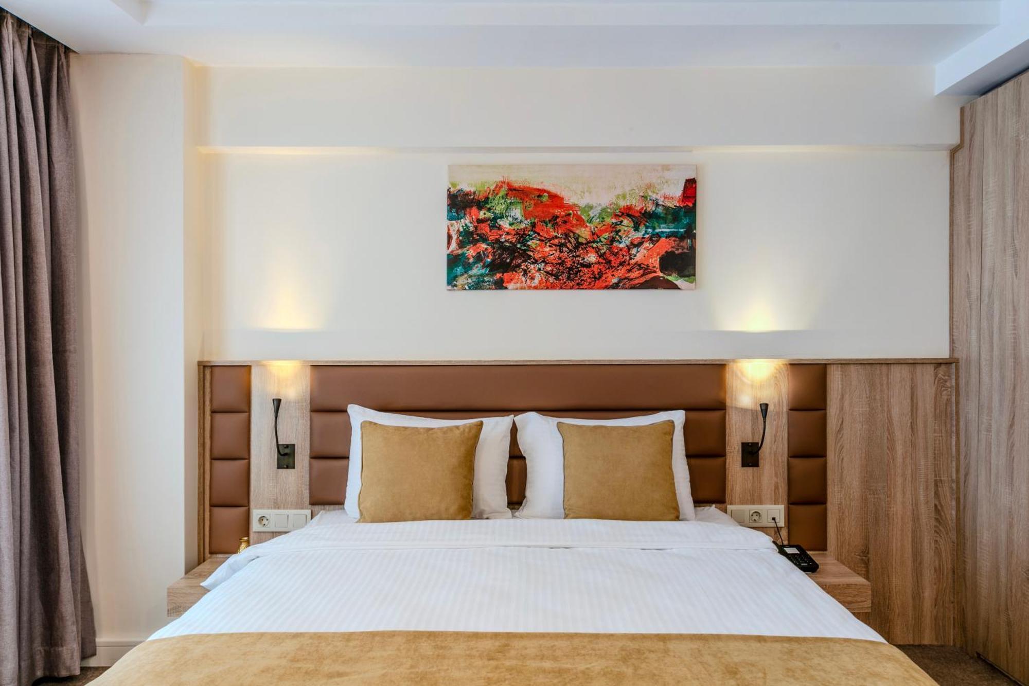 Roys & Hotel Istambul