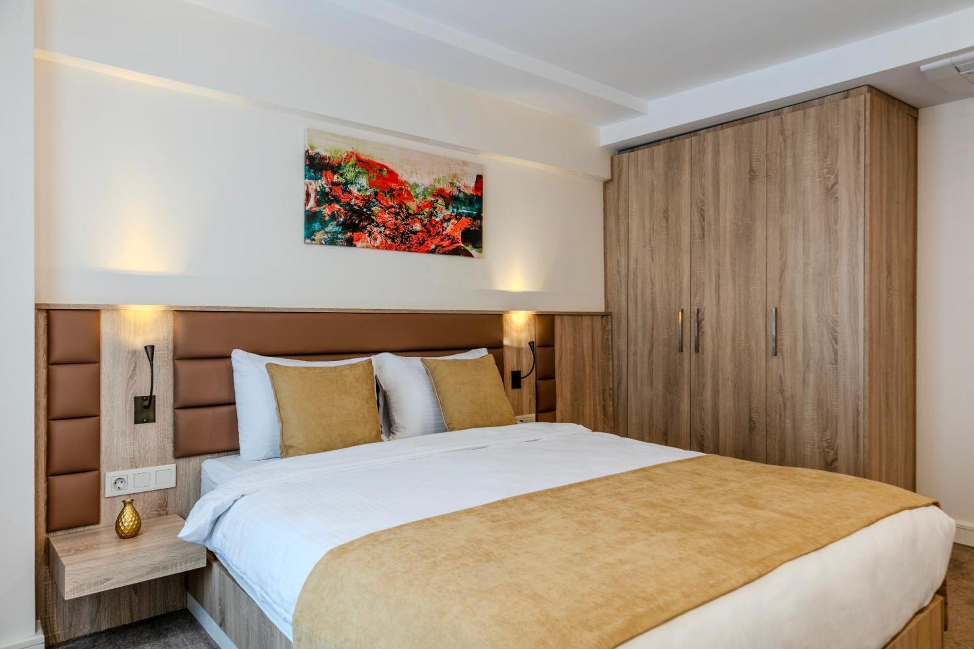 Hotel Roys & Istambul