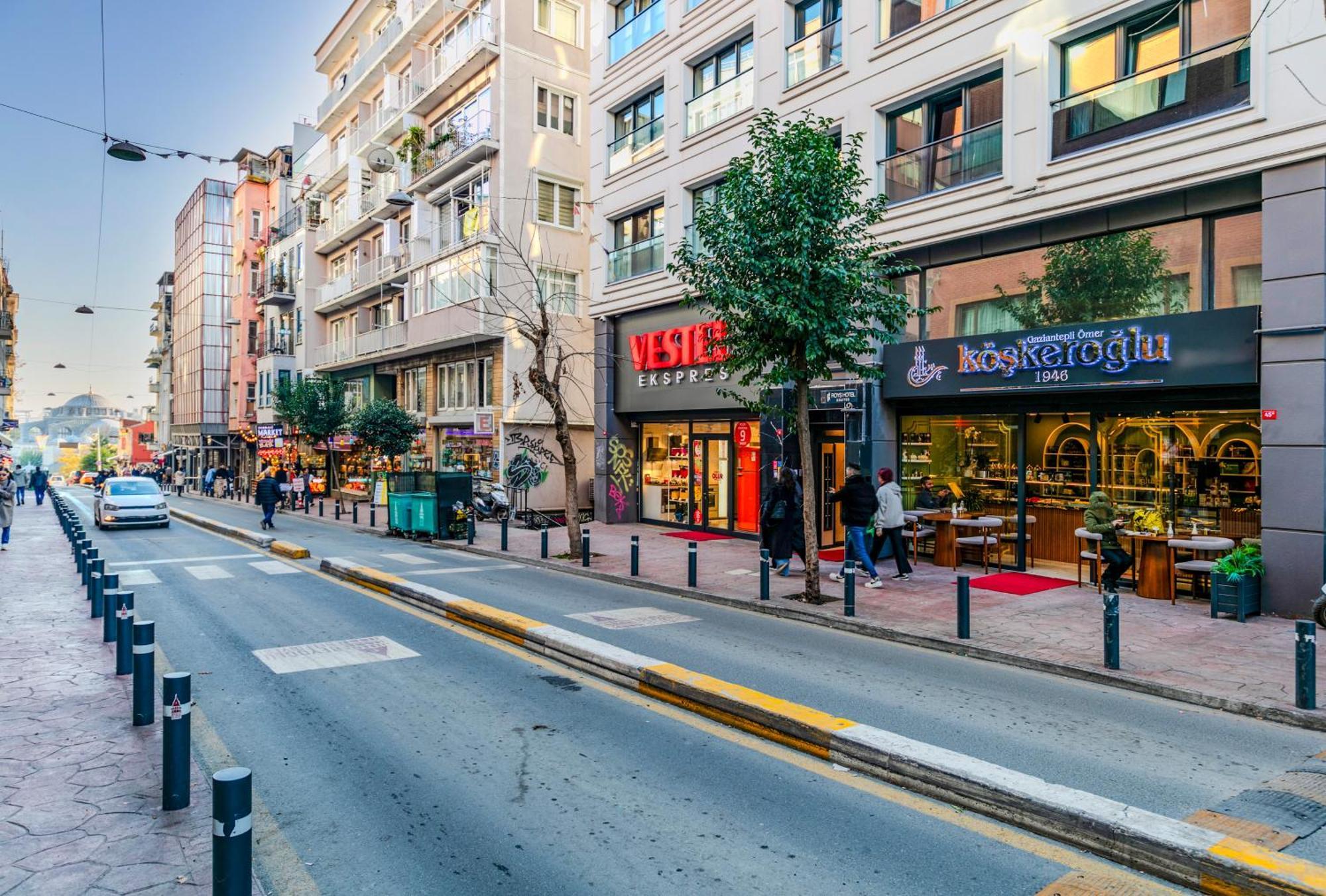 Roys & 4* Istambul